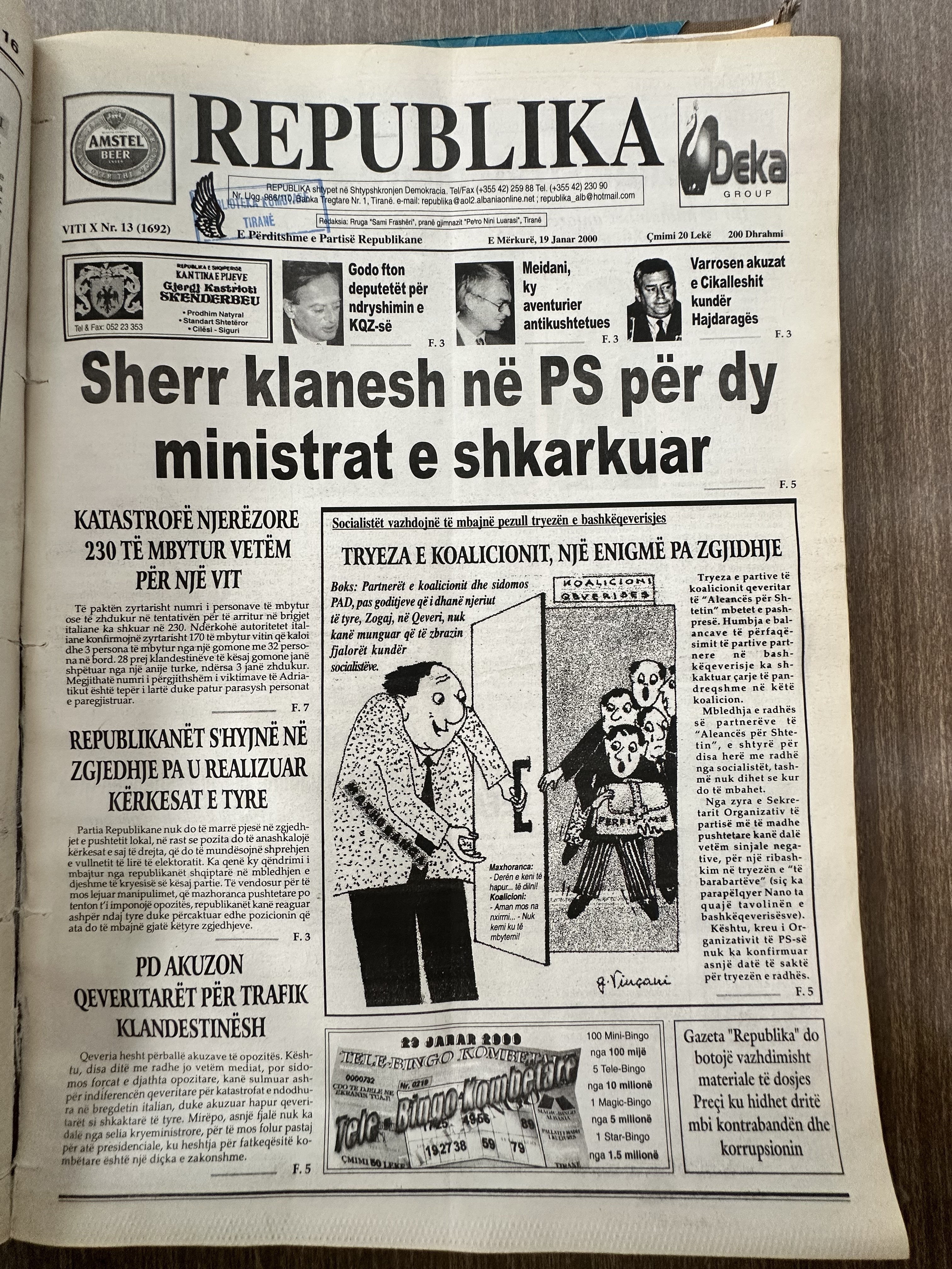 Republika 2000-01-19
