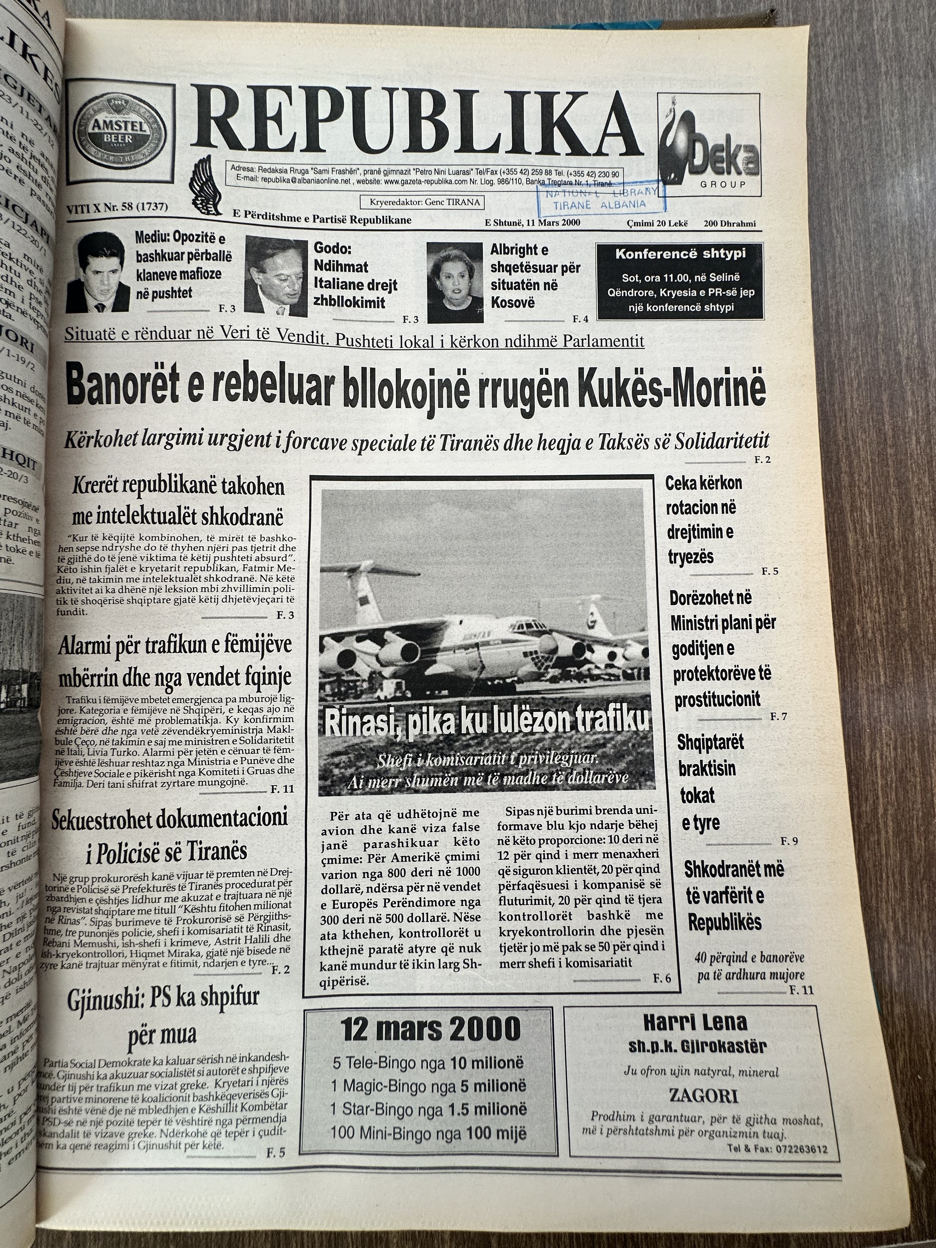 Republika 2000-03-11