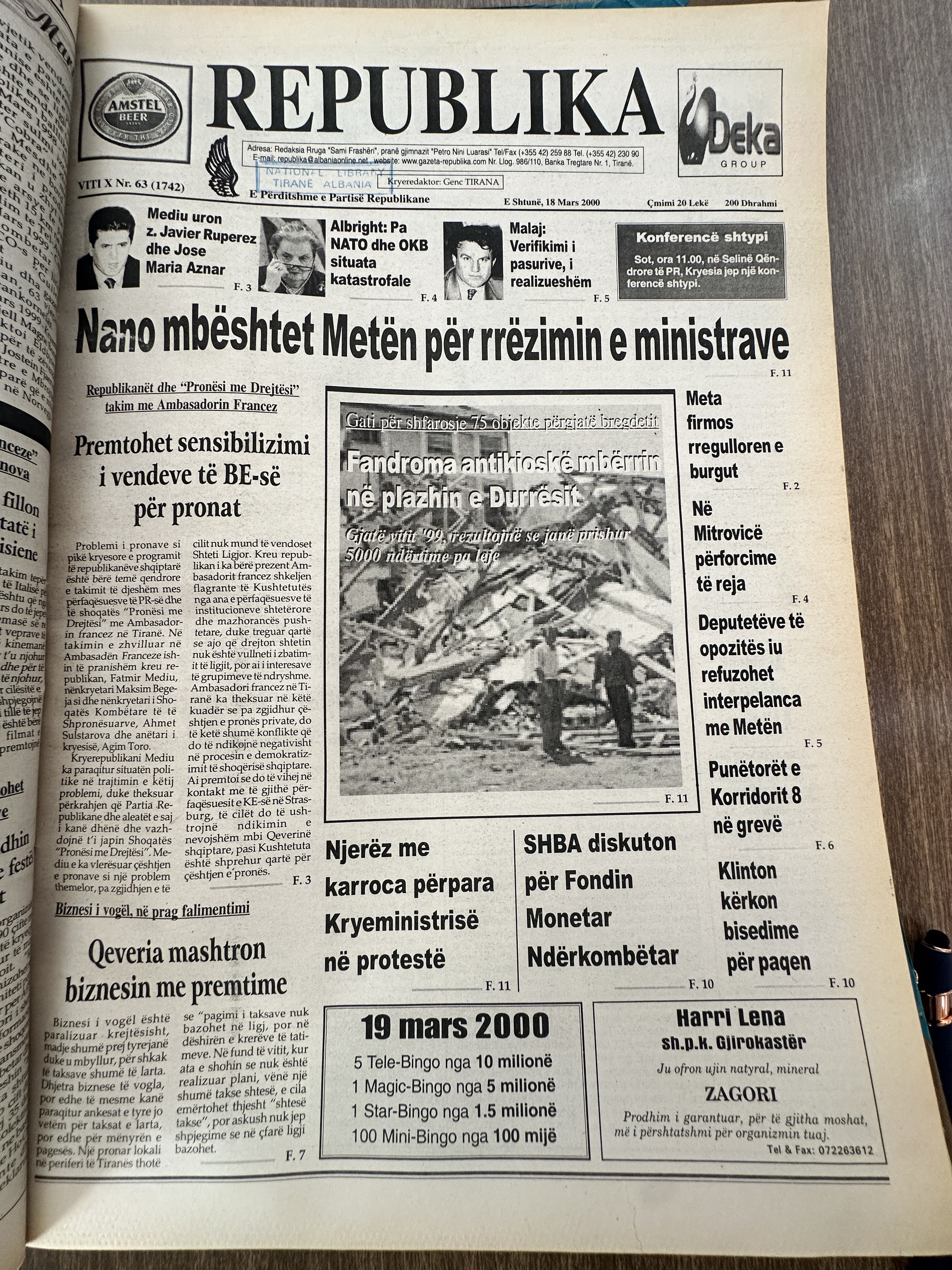 Republika 2000-03-18