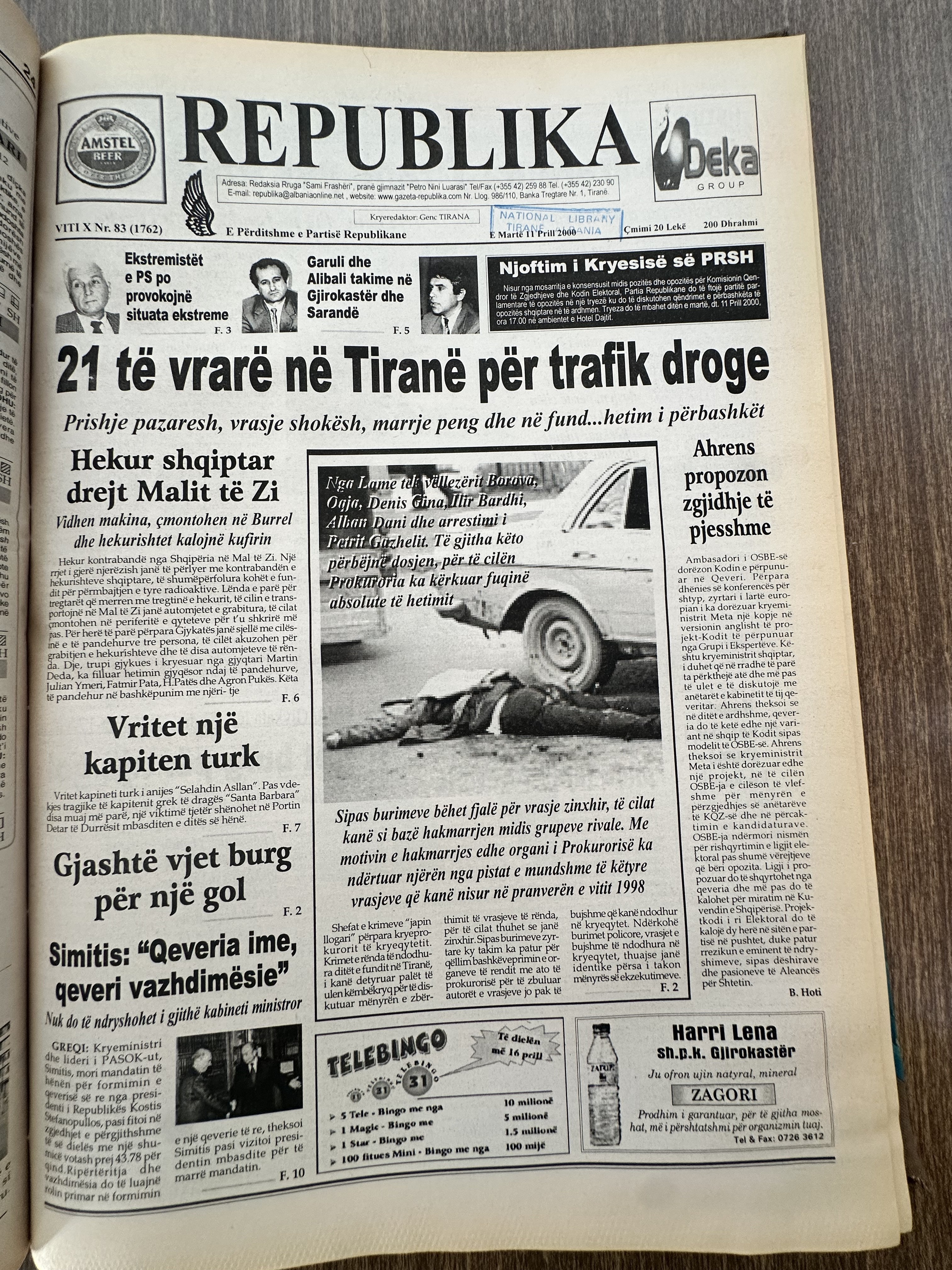 Republika 2000-04-11