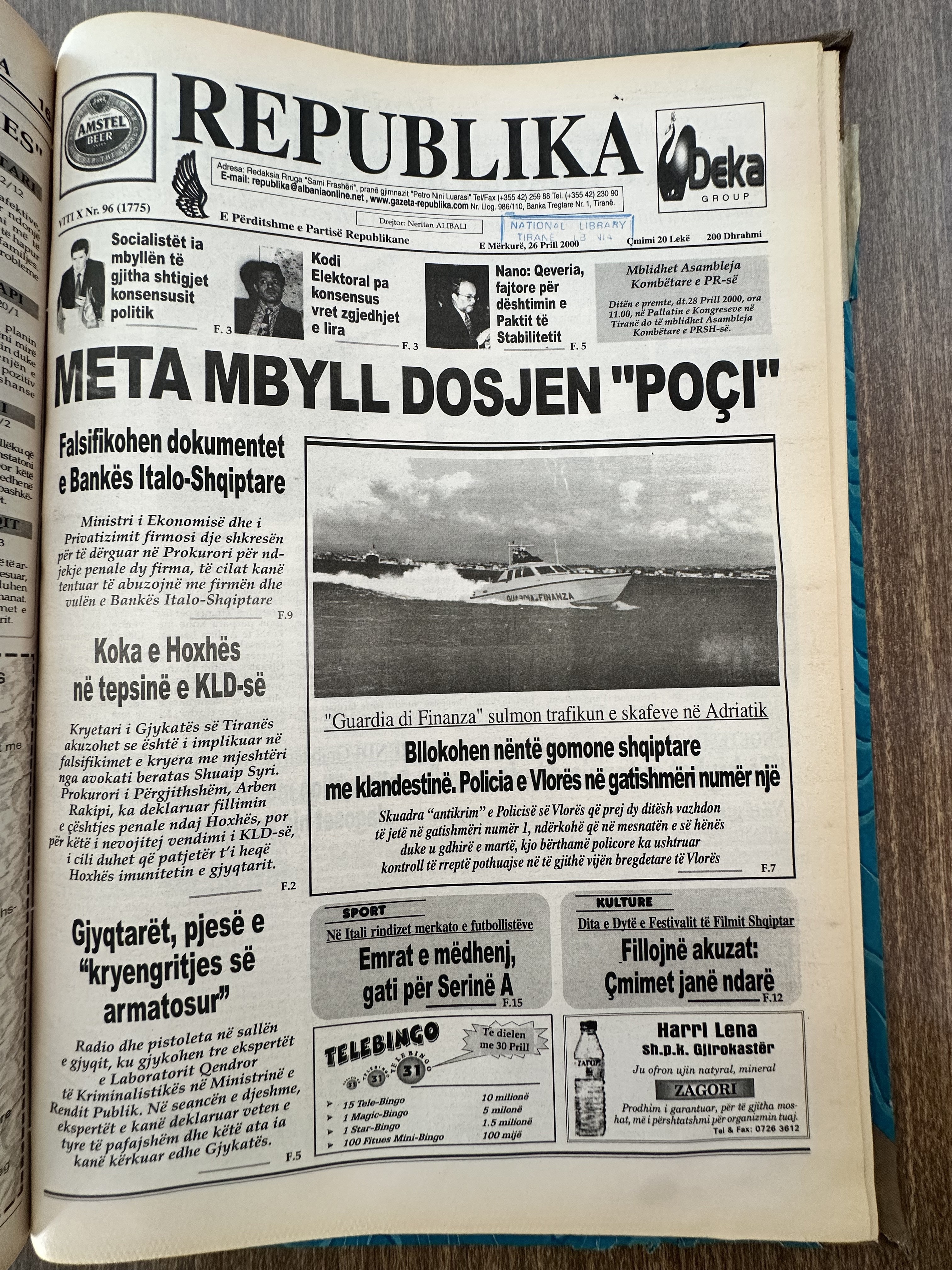 Republika 2000-04-24