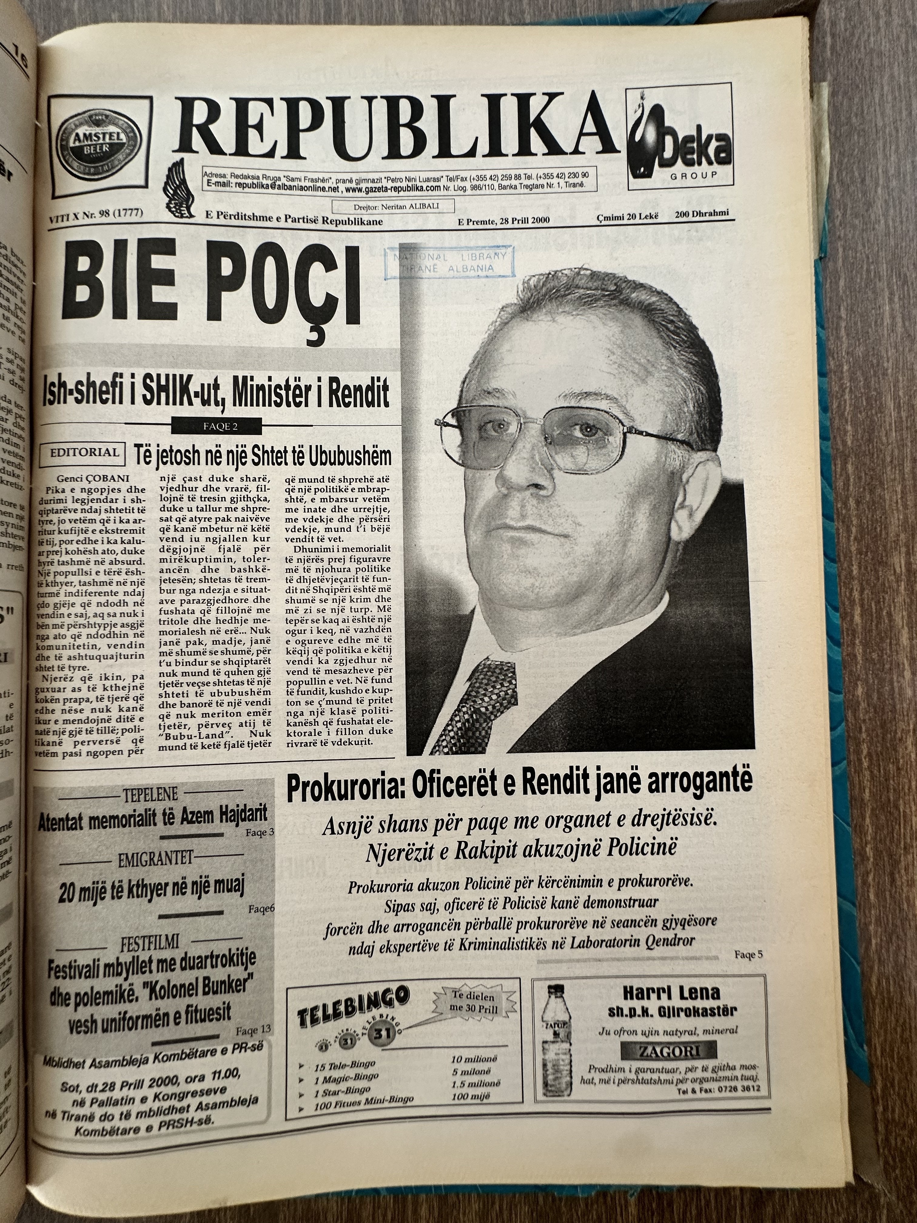 Republika 2000-04-28