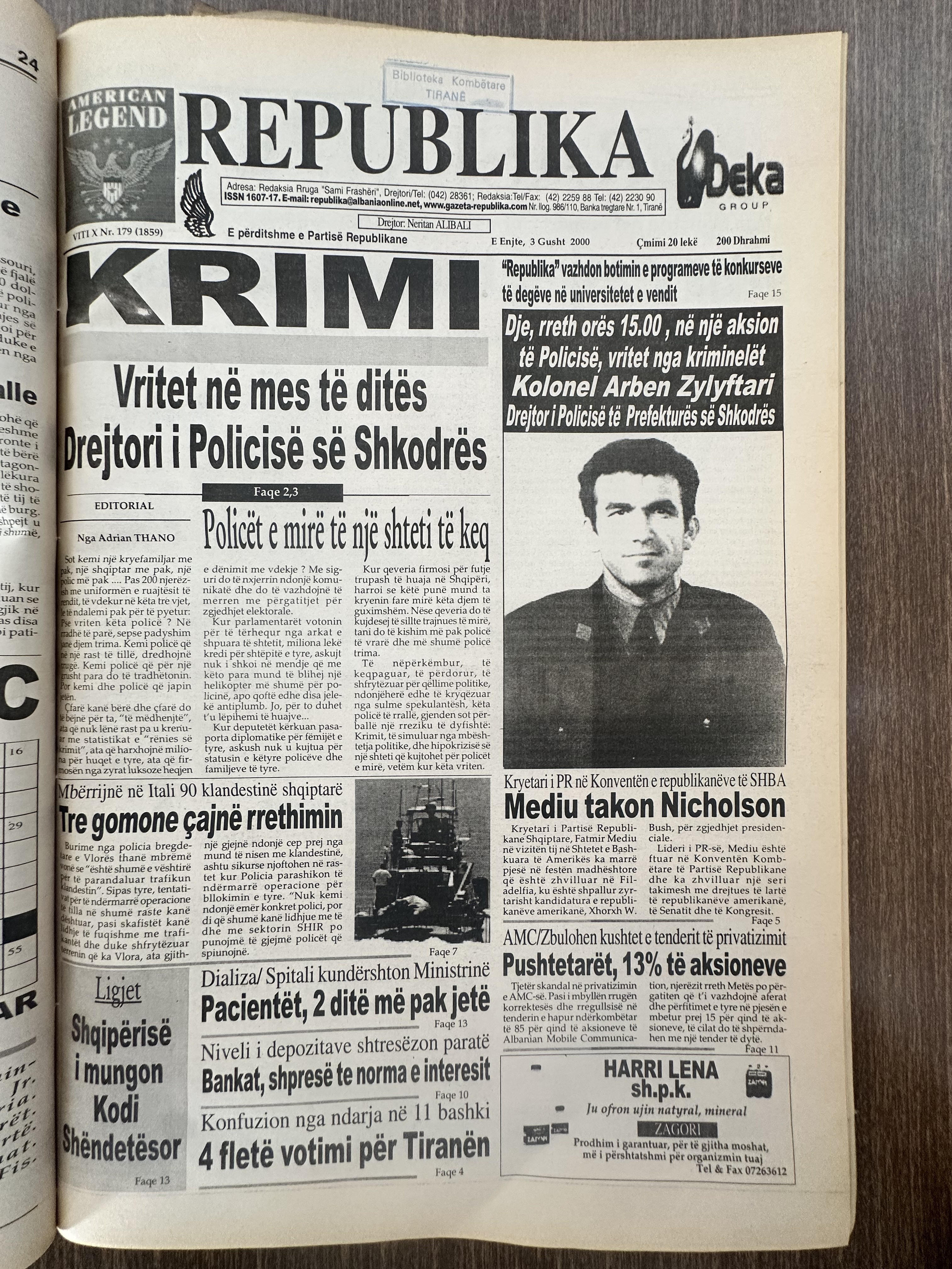 Republika 2000-08-03