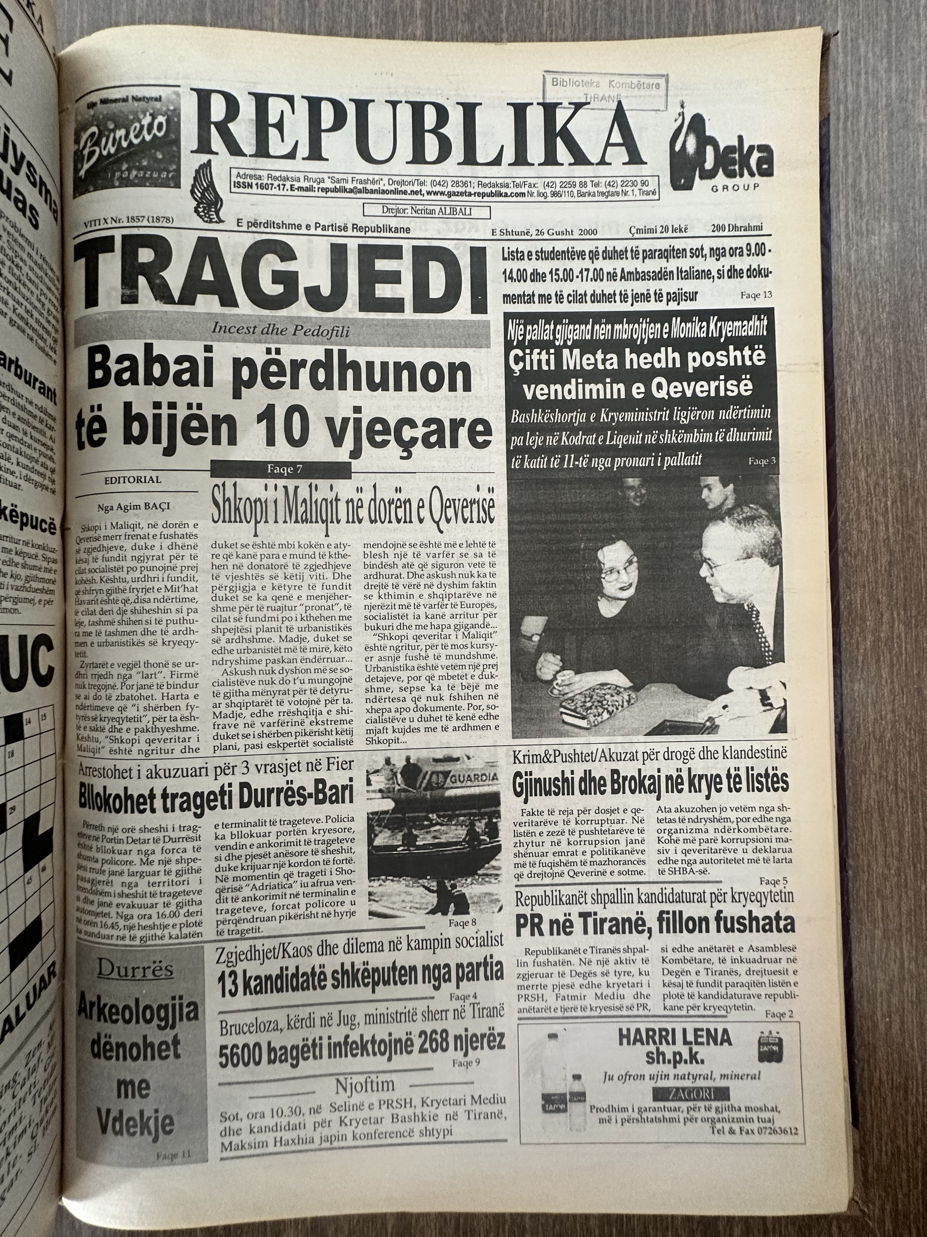 Republika 2000-08-26