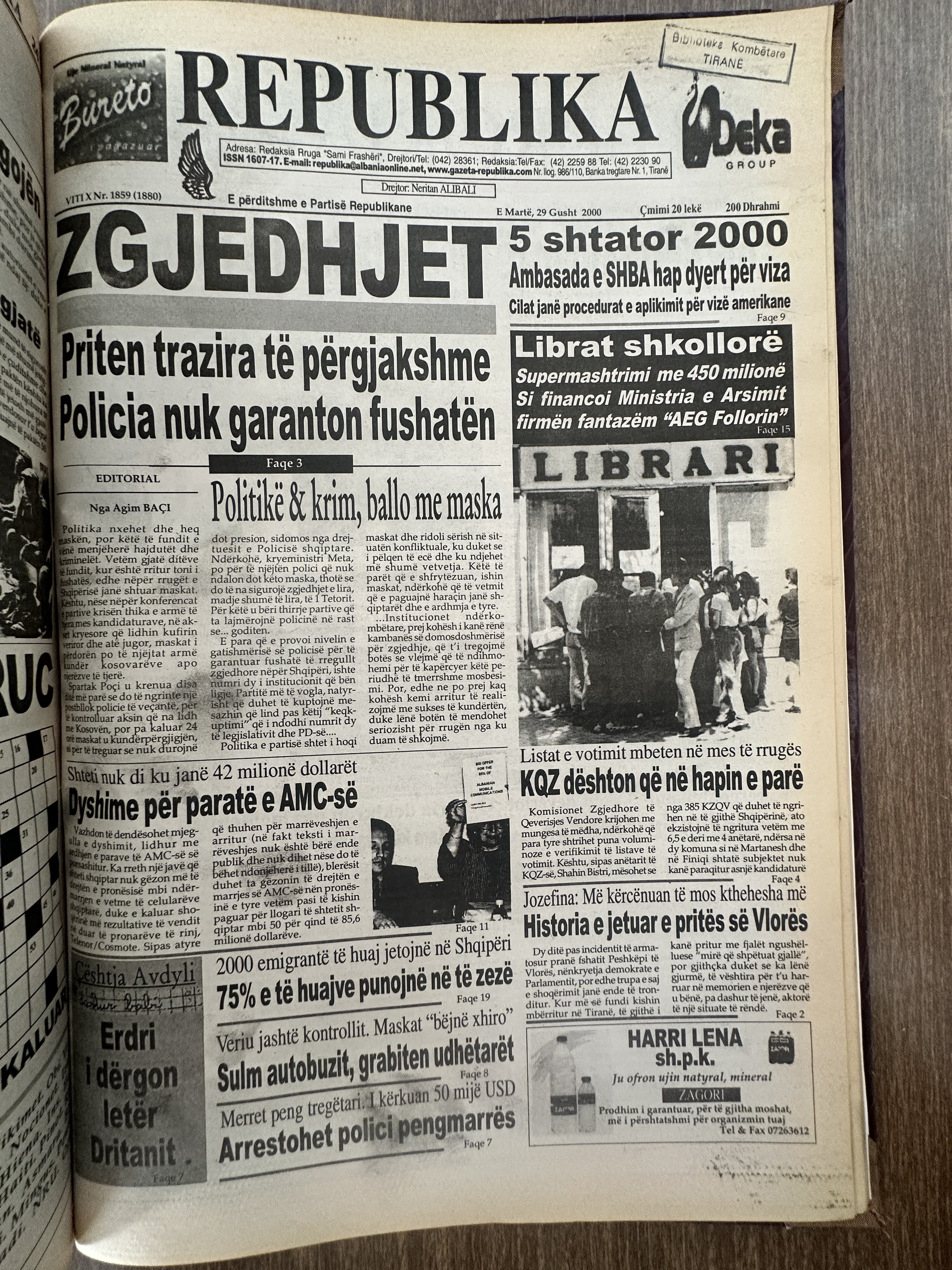 Republika 2000-08-29
