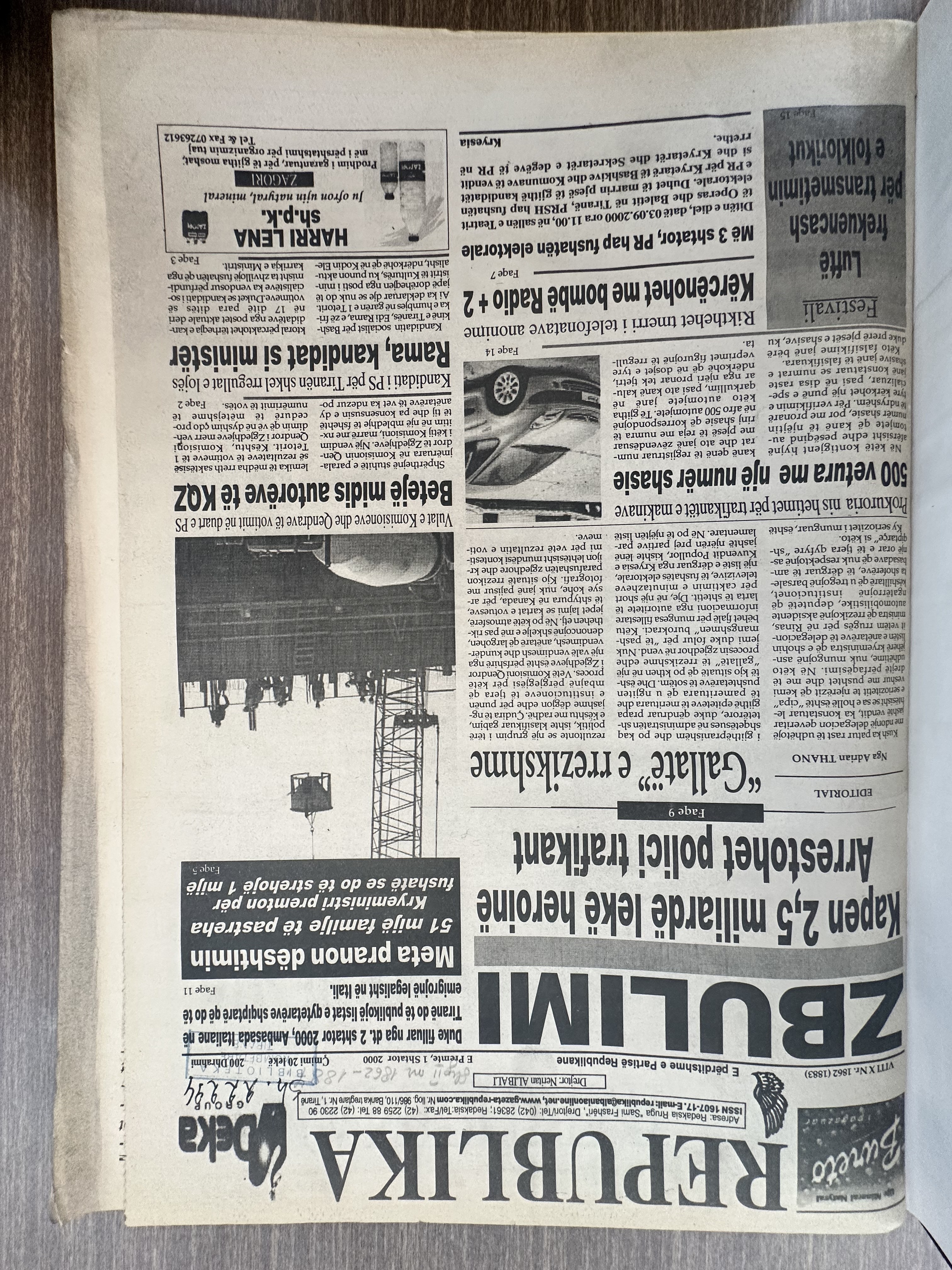 Republika 2000-02-01