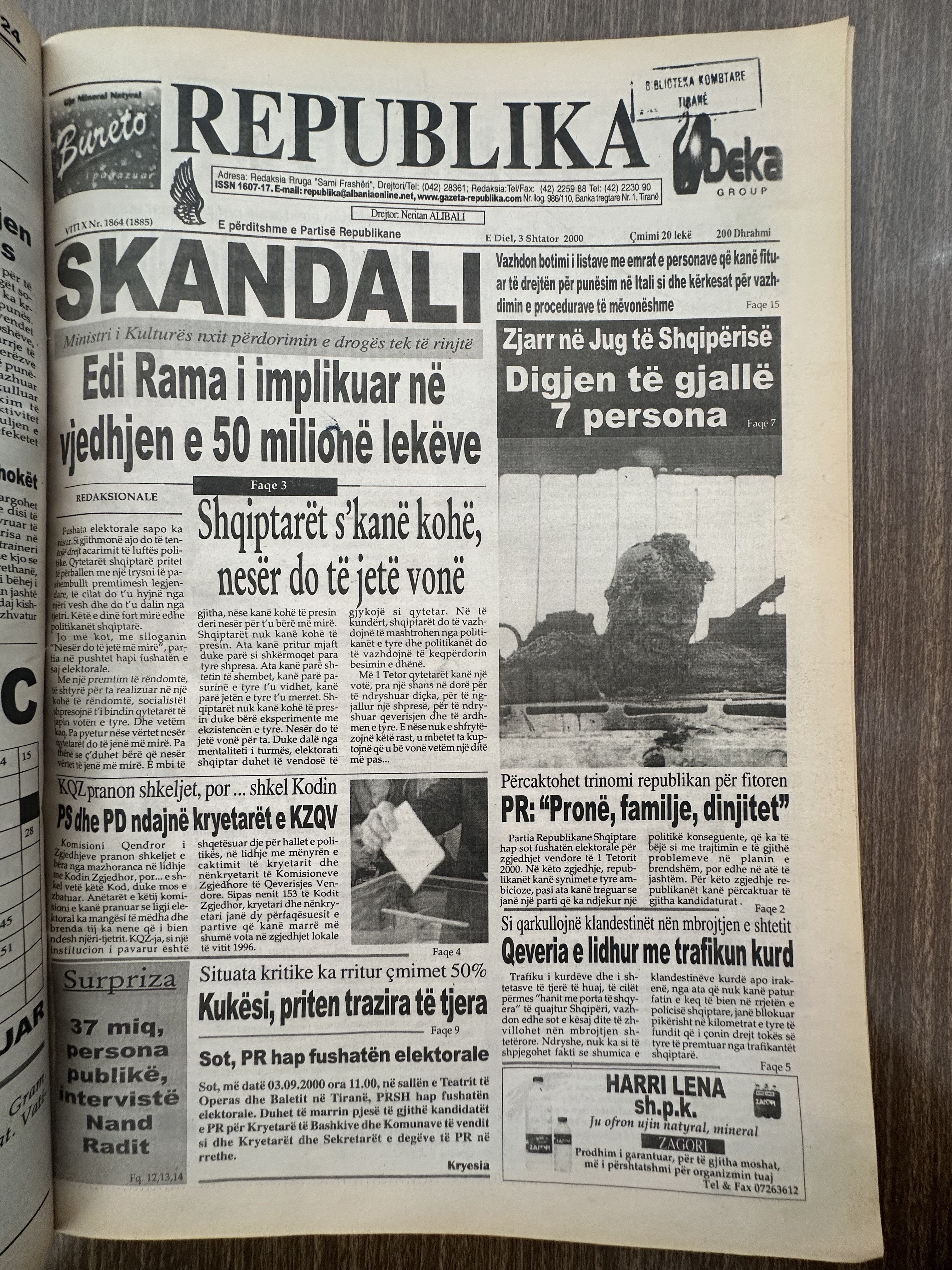 Republika 2000-09-03