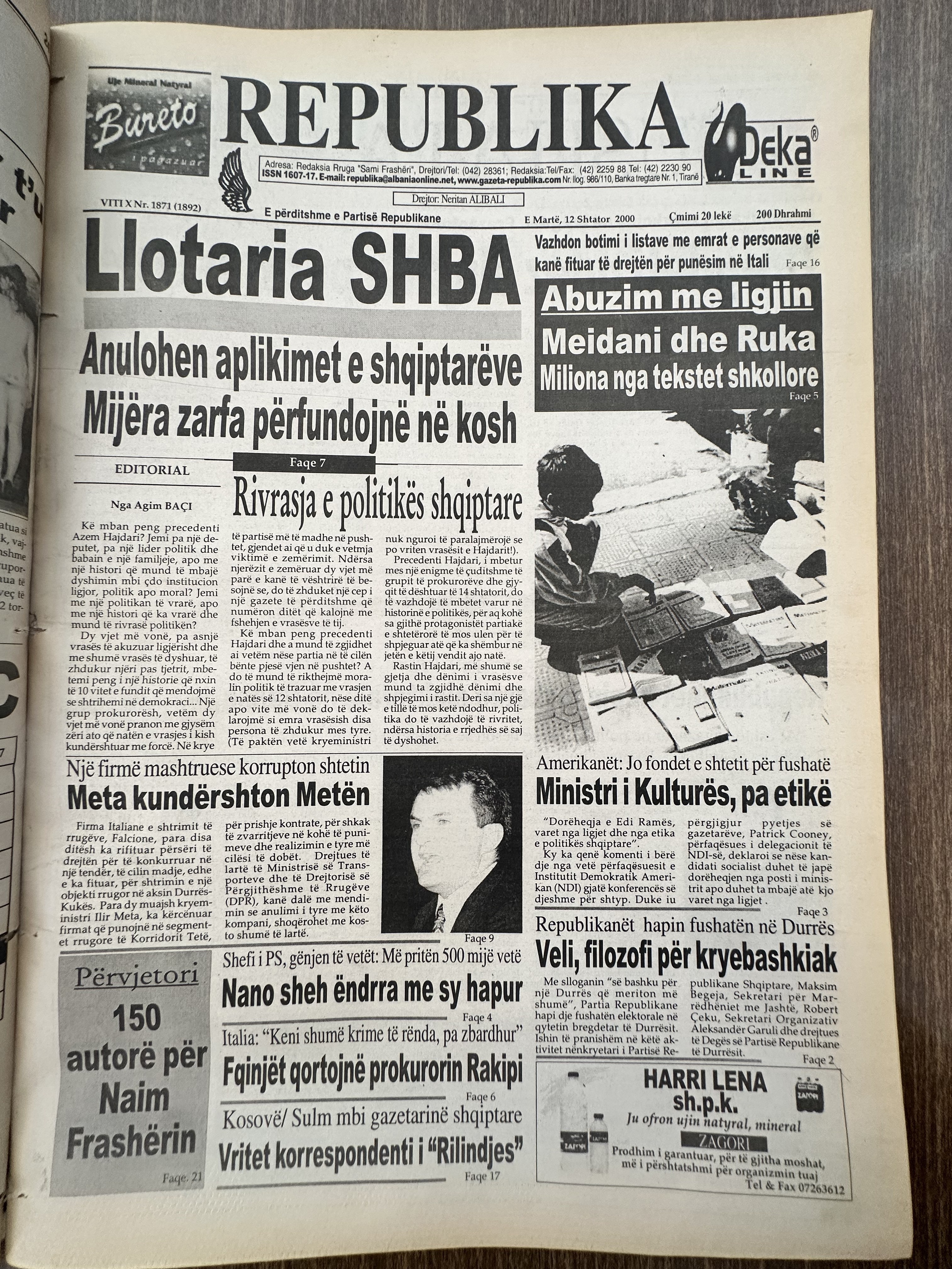 Republika 2000-09-12