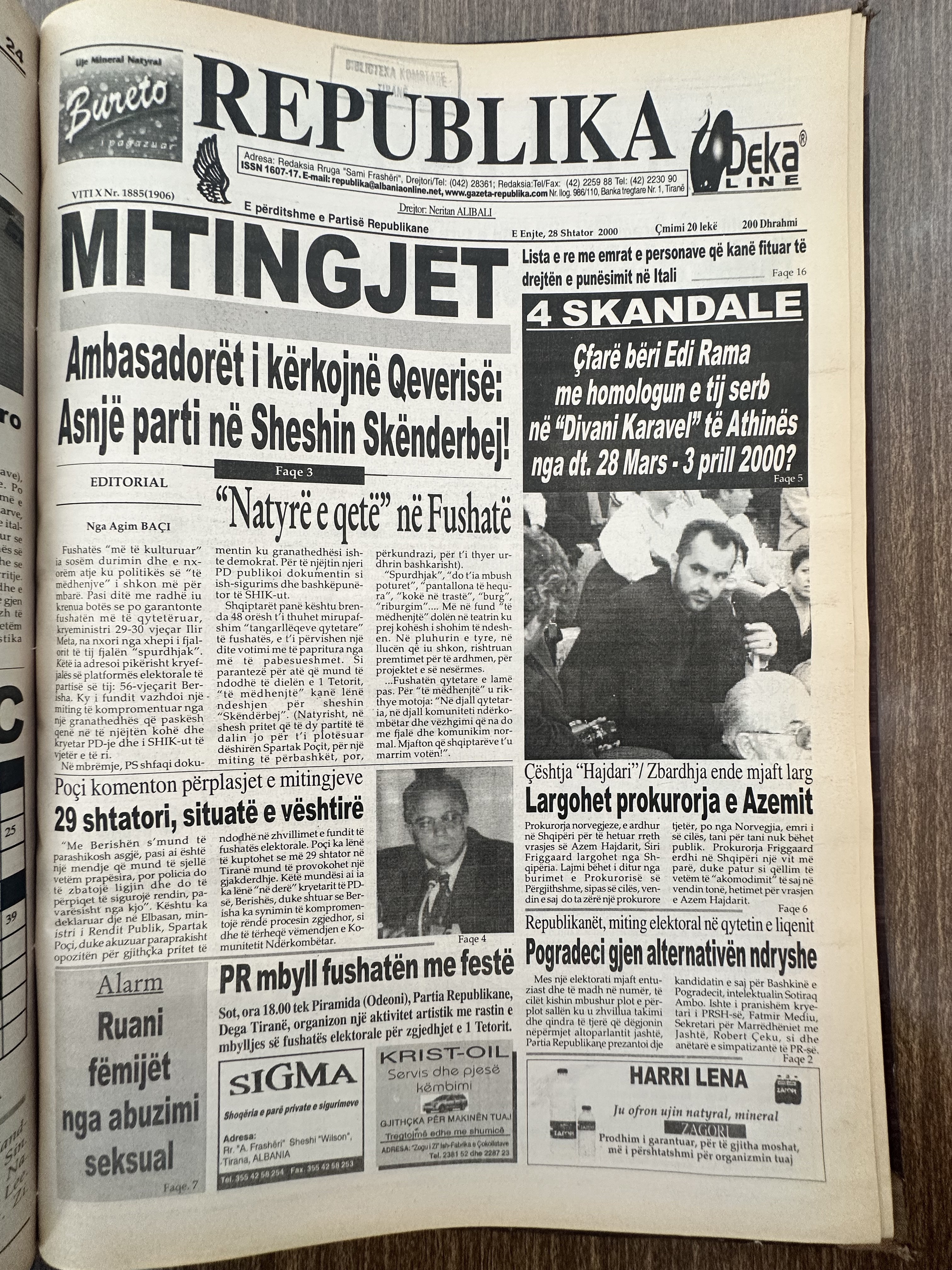 Republika 2000-02-28