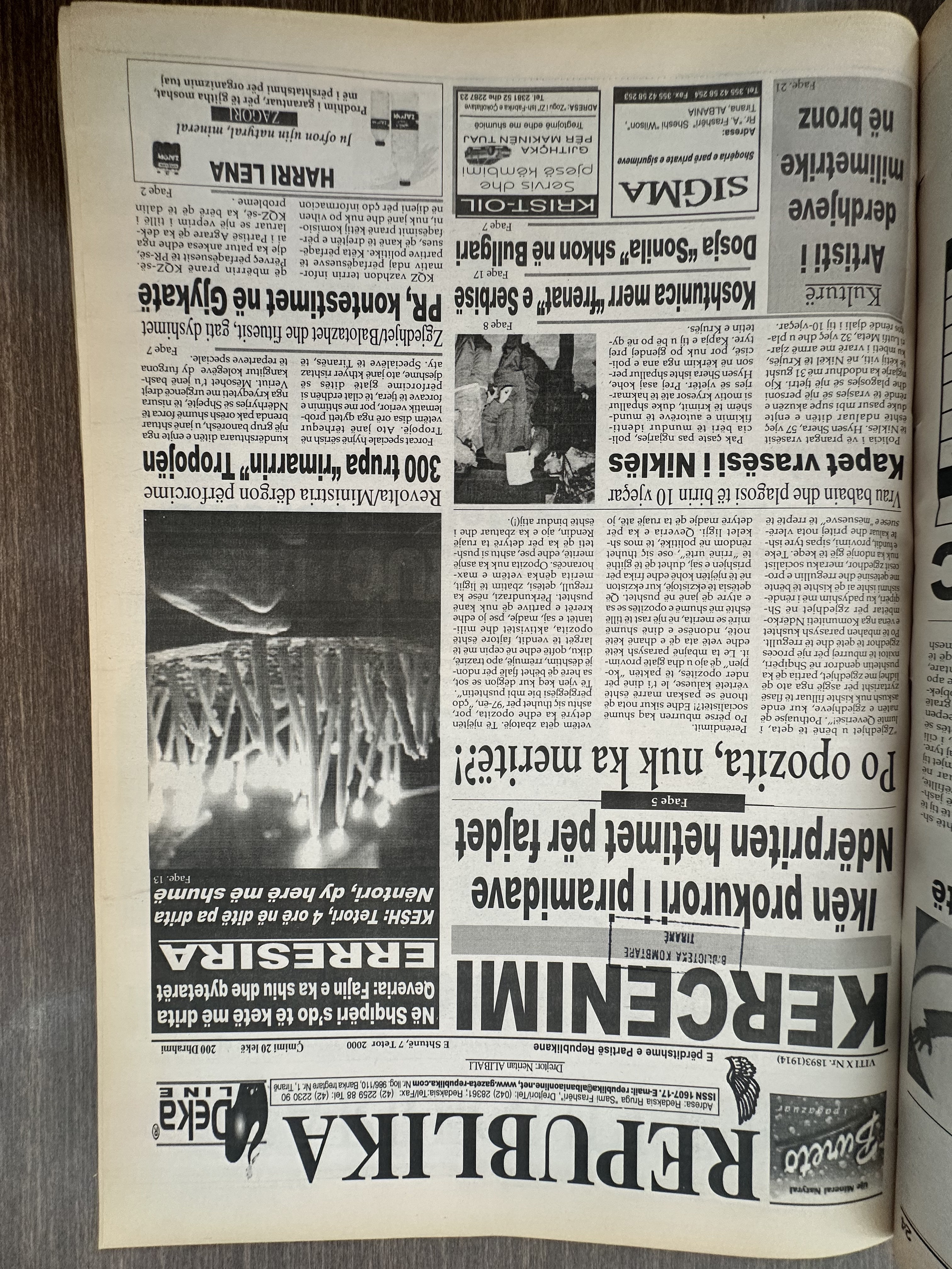 Republika 2000-10-07