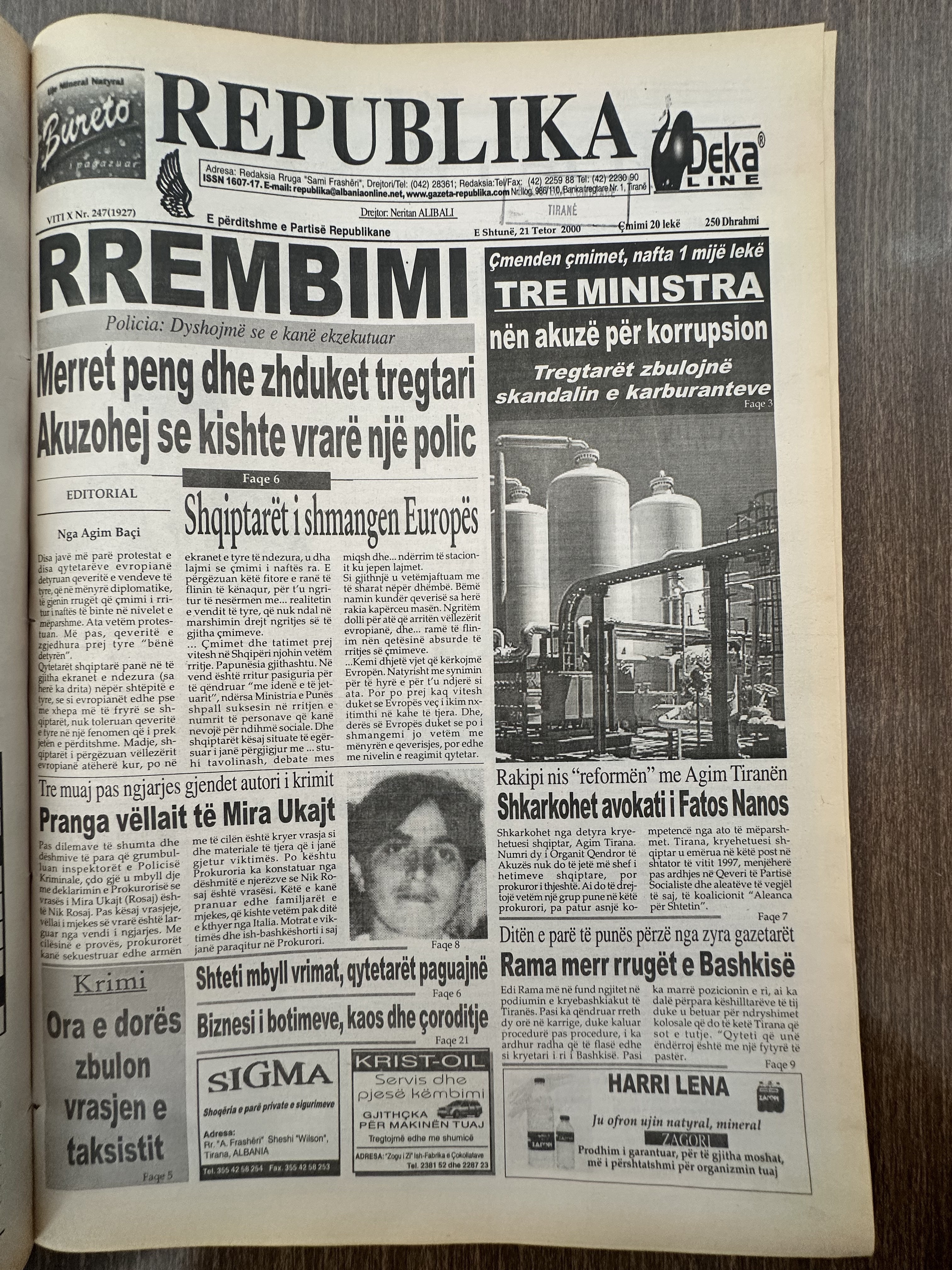 Republika 2000-10-21