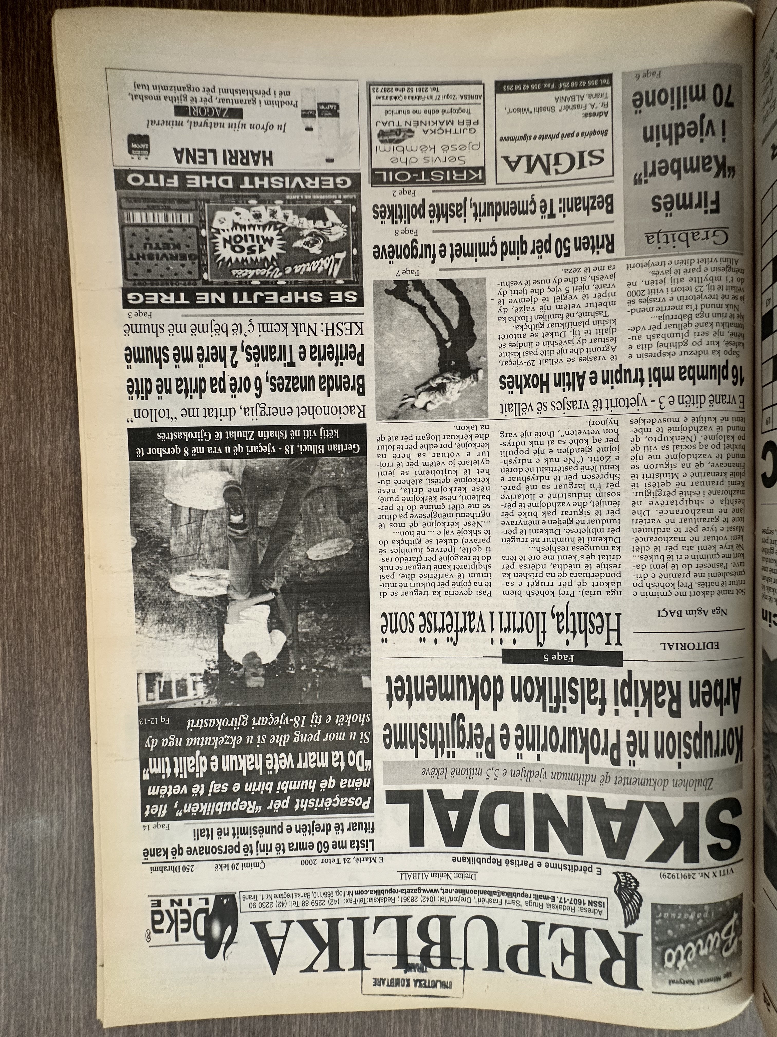 Republika 2000-10-24