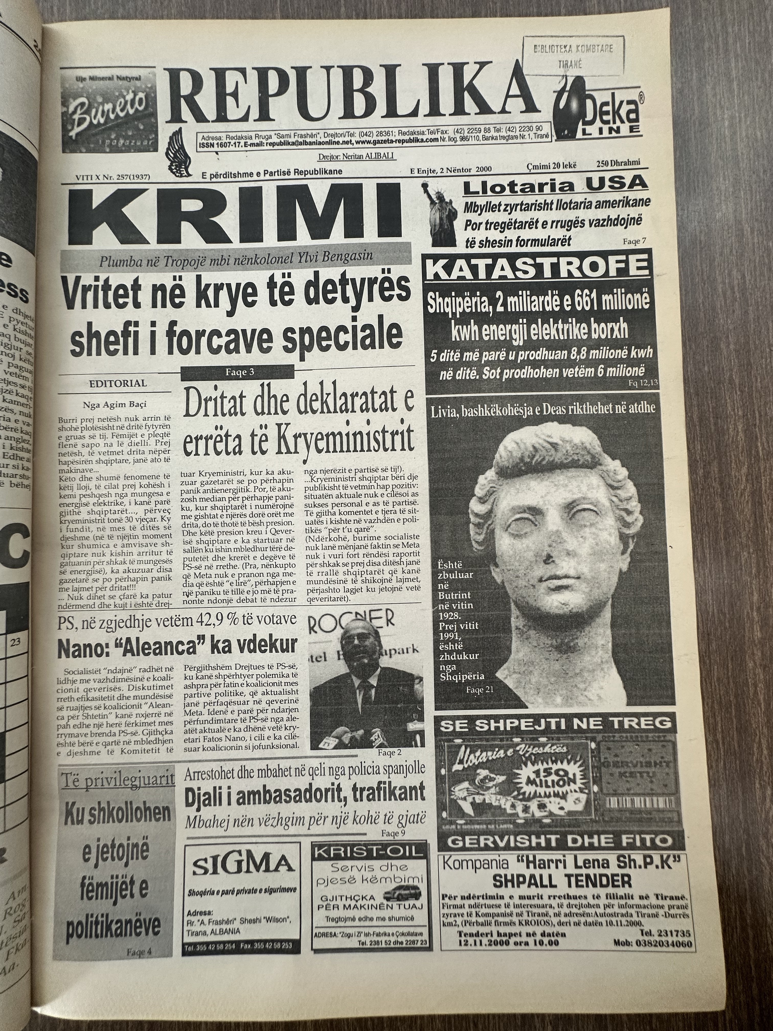Republika 2000-11-02