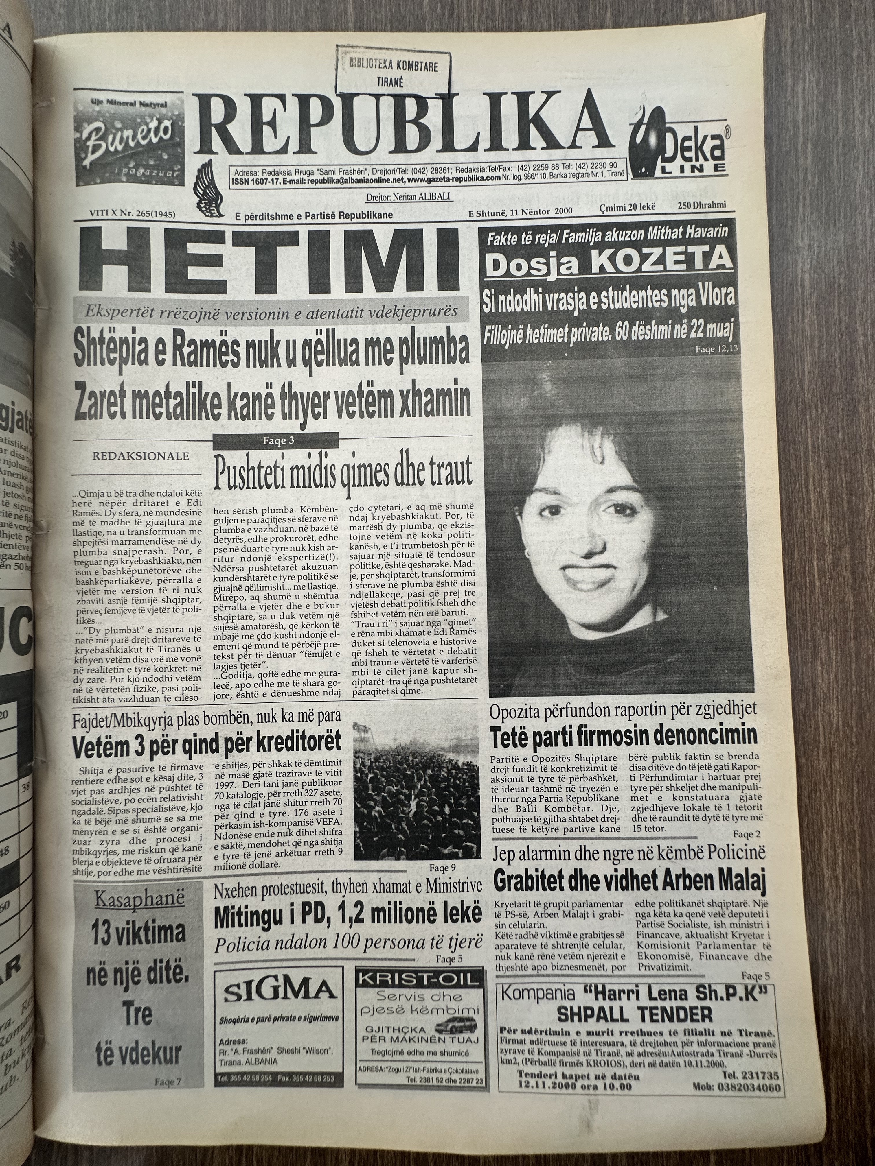 Republika 2000-11-11