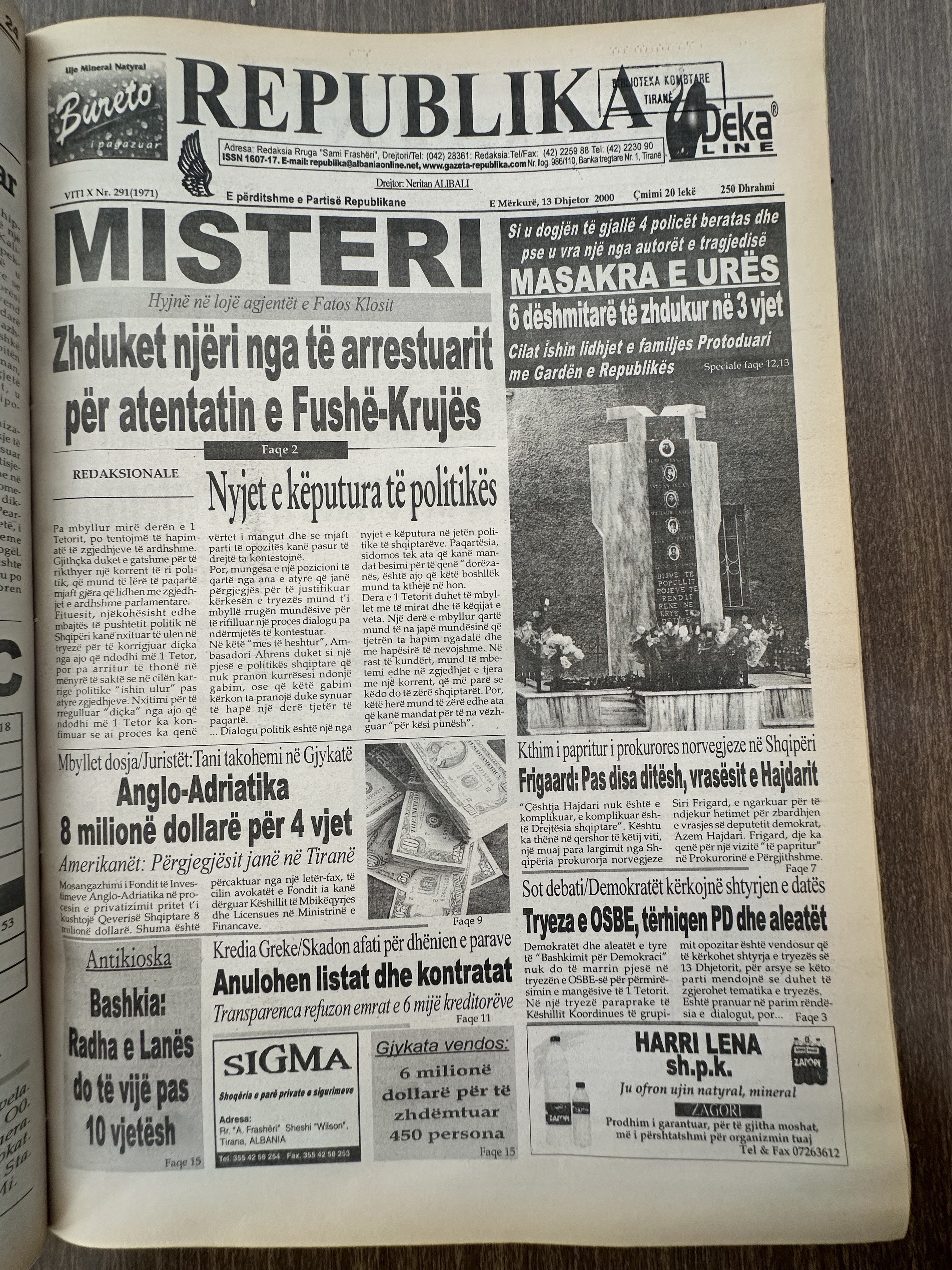 Republika 2000-12-13