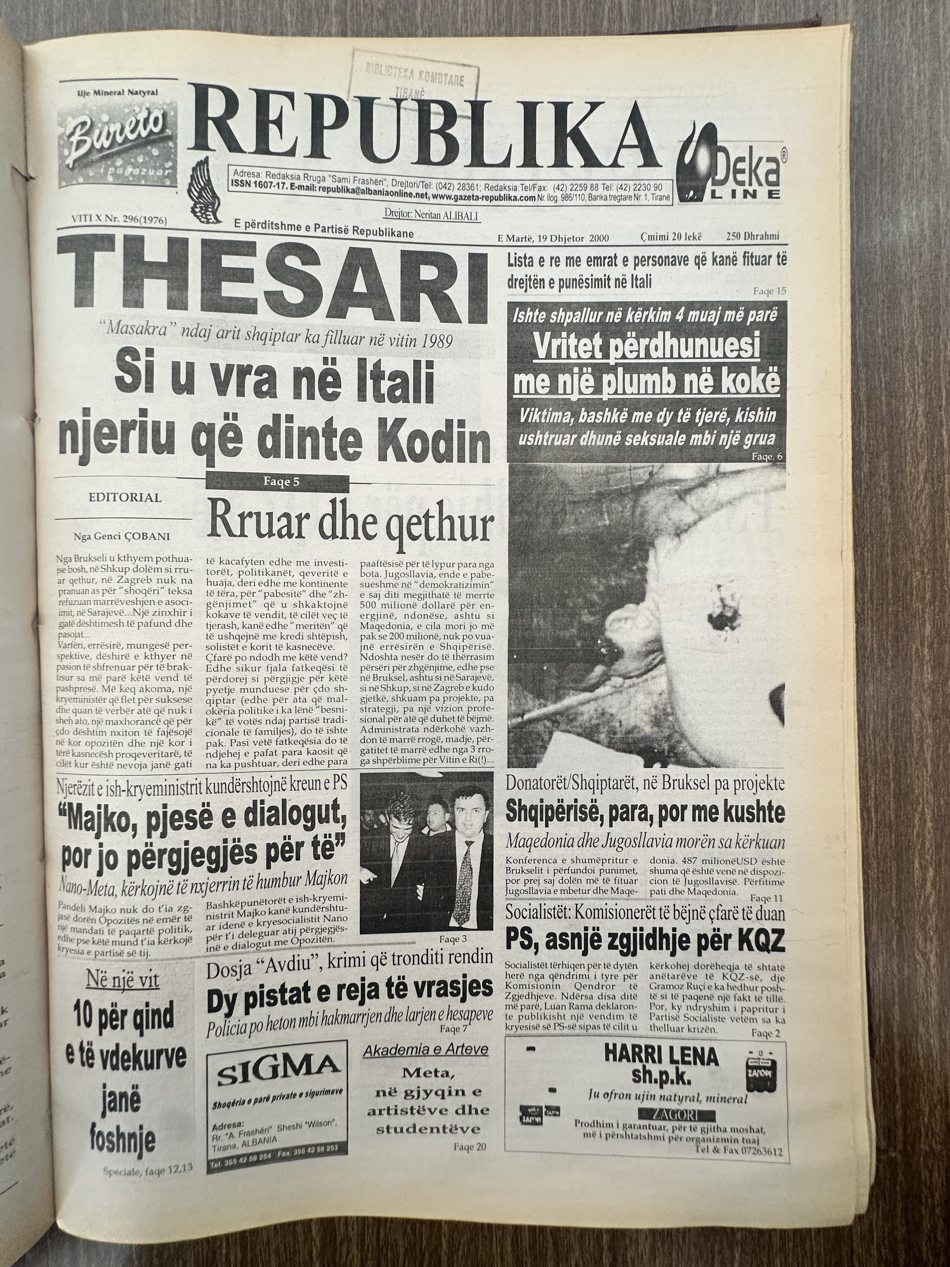 Republika 2000-12-19
