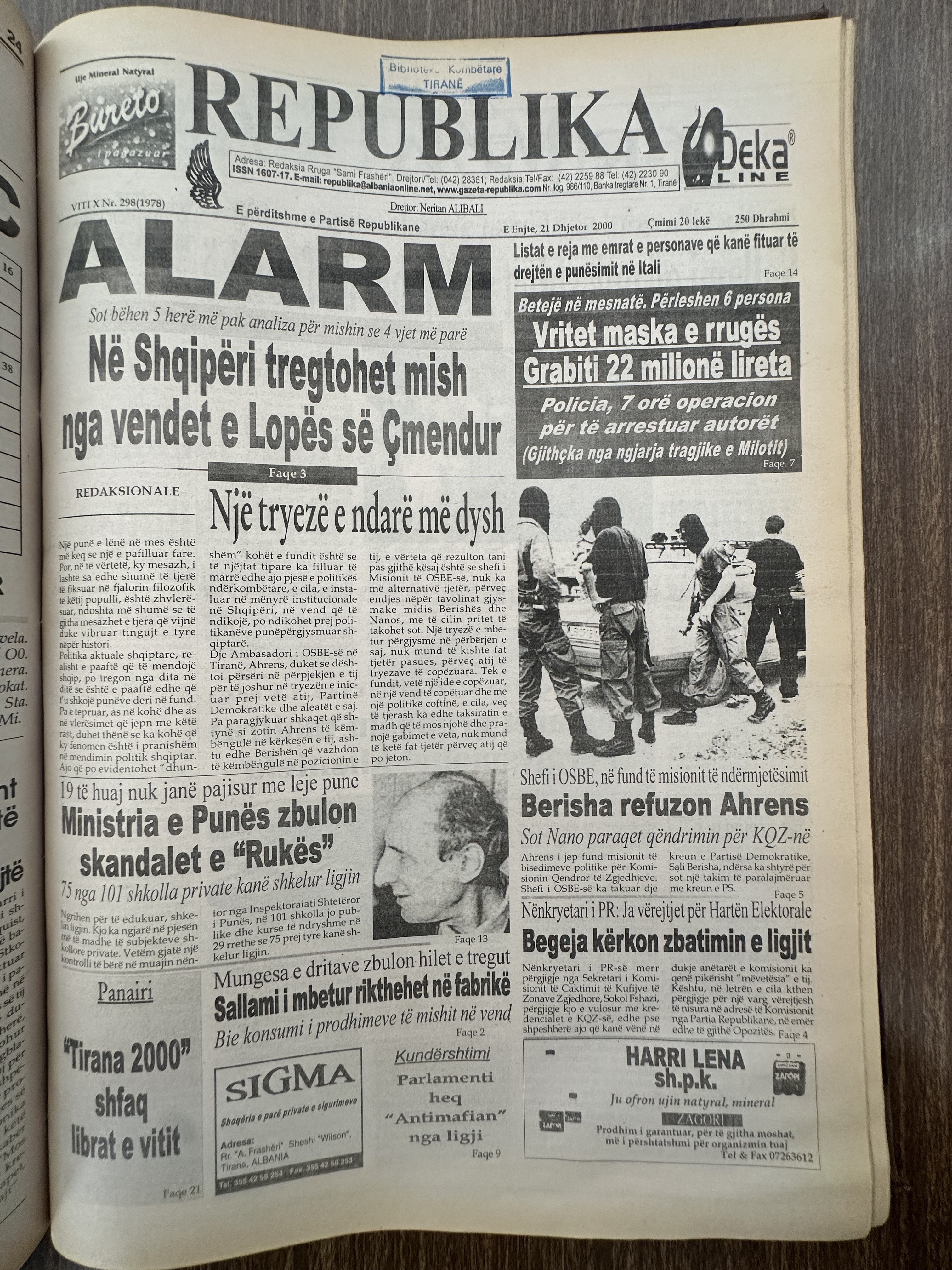 Republika 2000-12-21