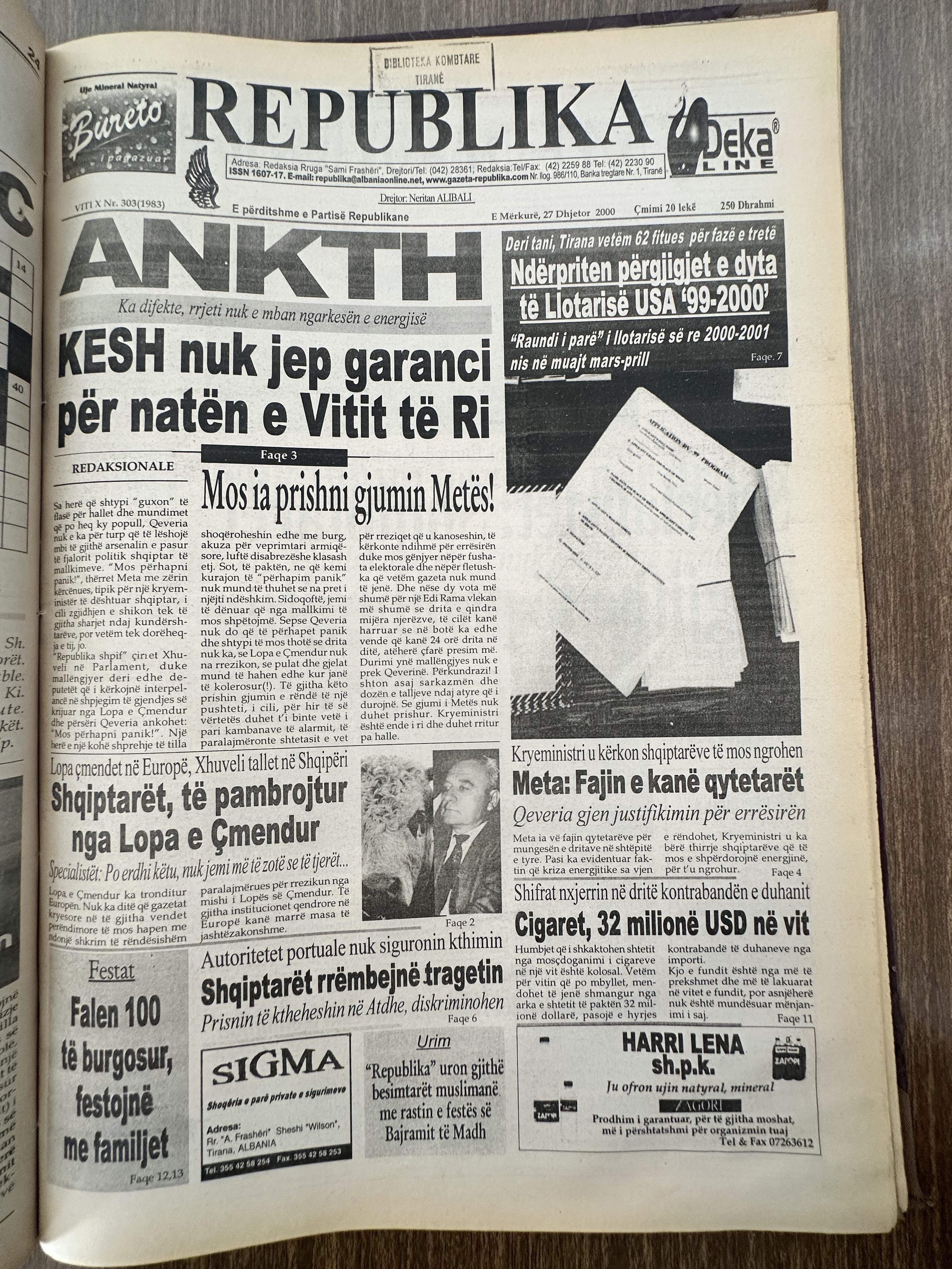 Republika 2000-12-27