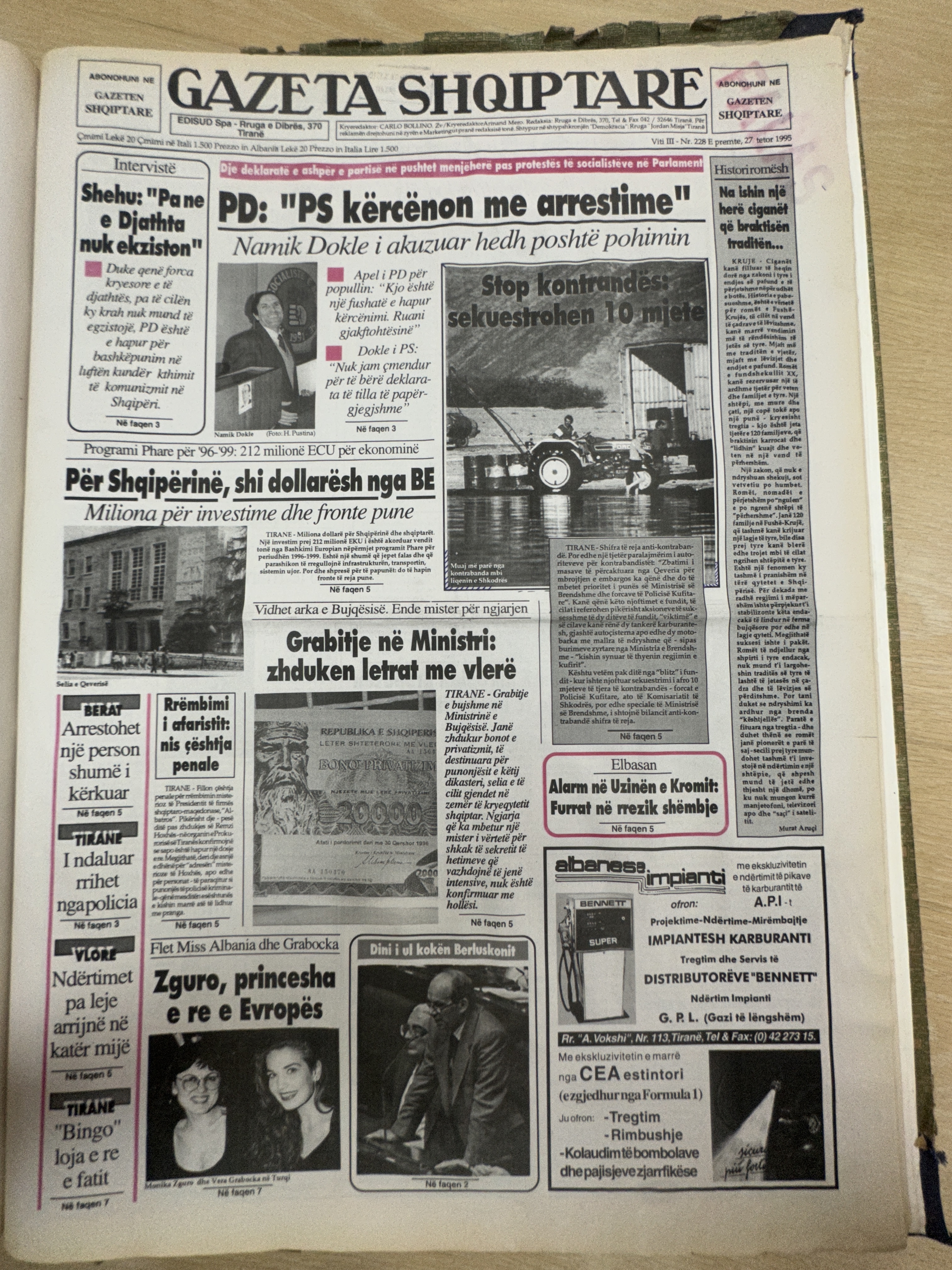 Gazeta Shqiptare 1995-10-27