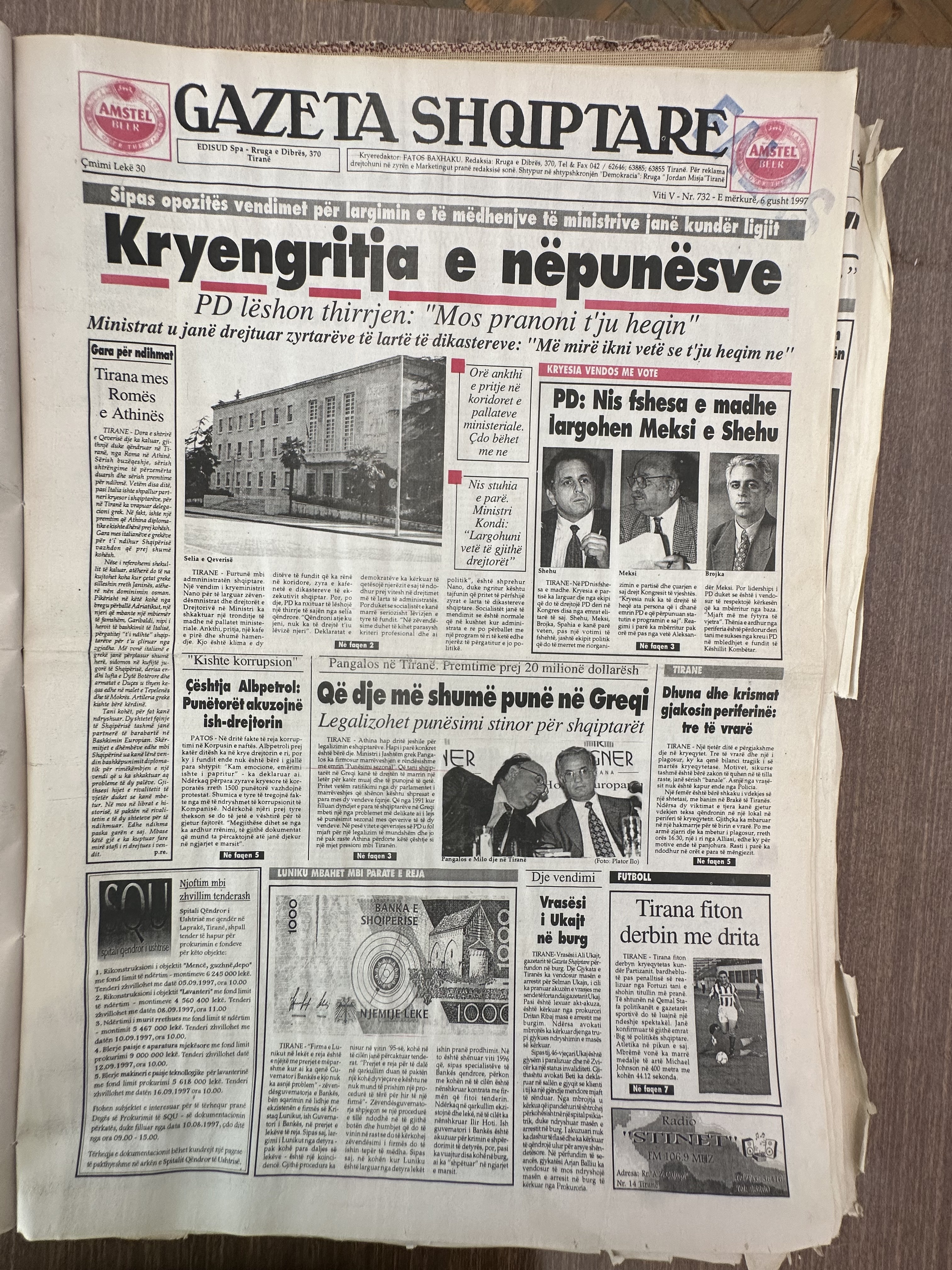 Gazeta Shqiptare 1997-12-08