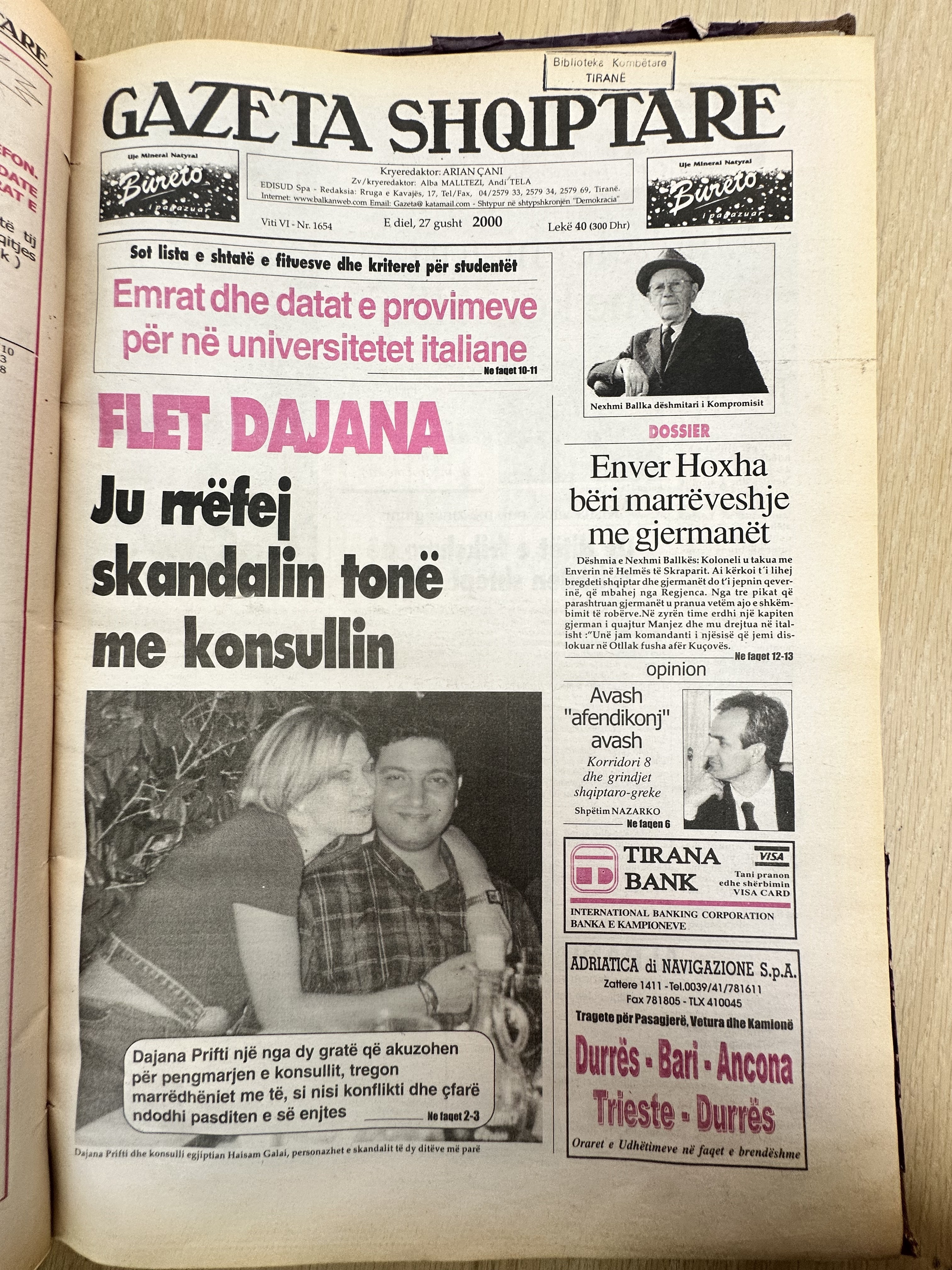 Gazeta Shqiptare 2000-08-27