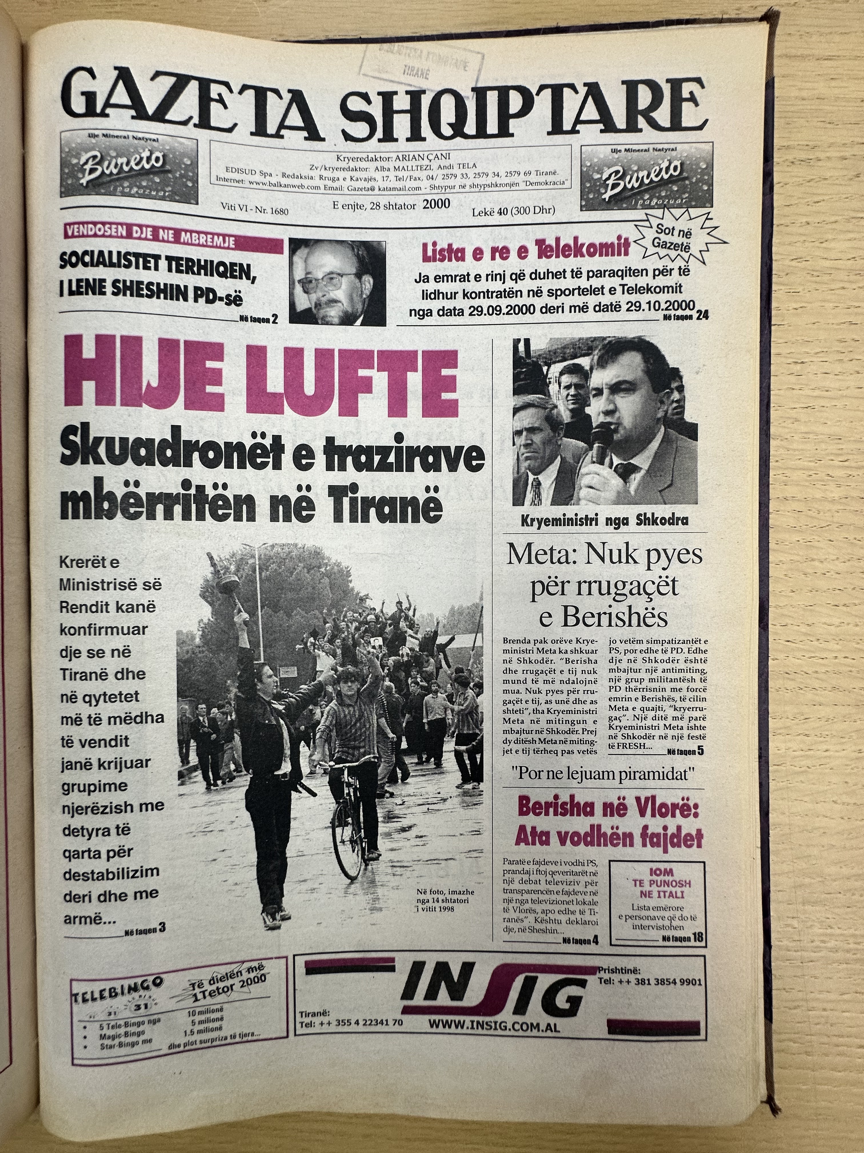 Gazeta Shqiptare 2000-09-28