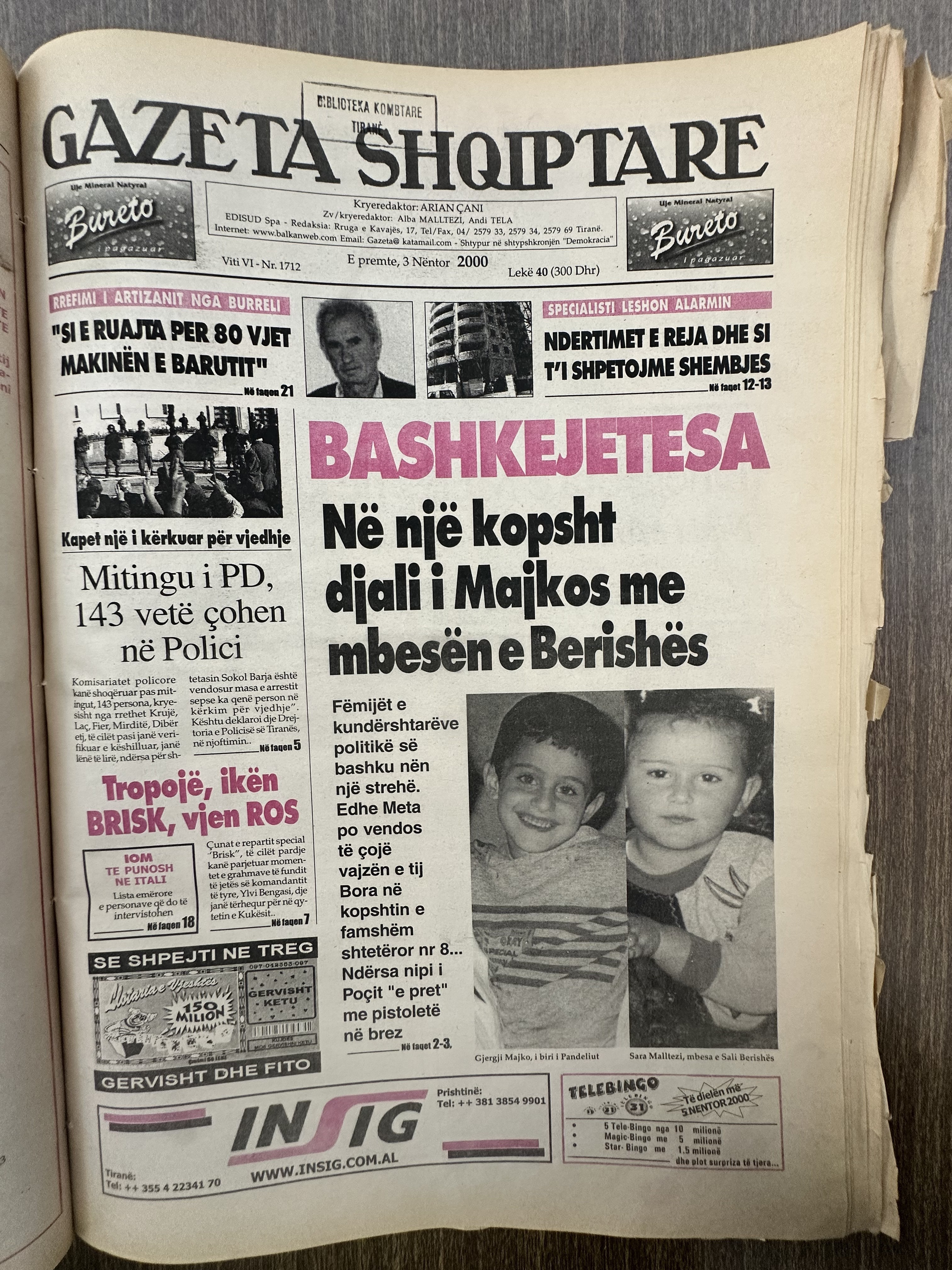 Gazeta Shqiptare 2000-11-03