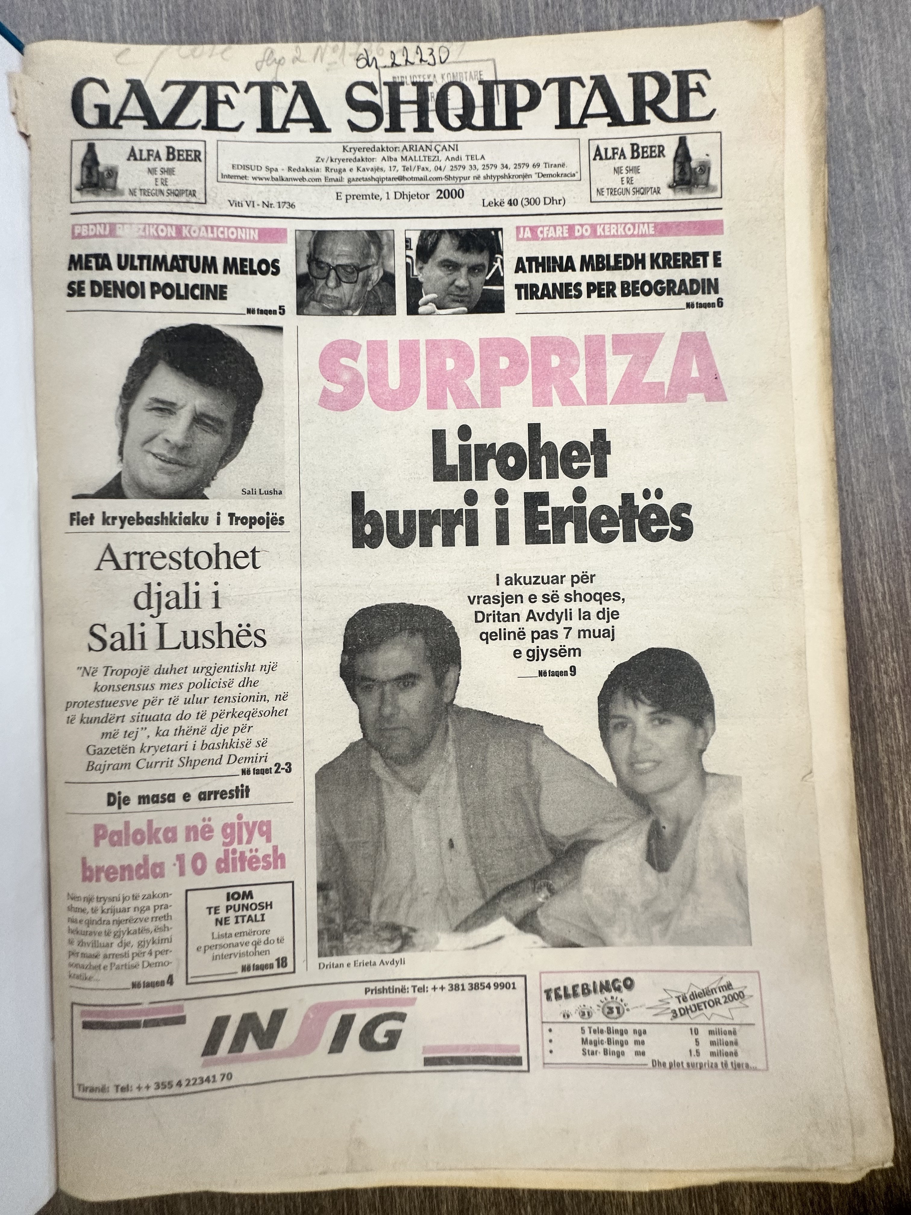 Gazeta Shqiptare 2000-12-01