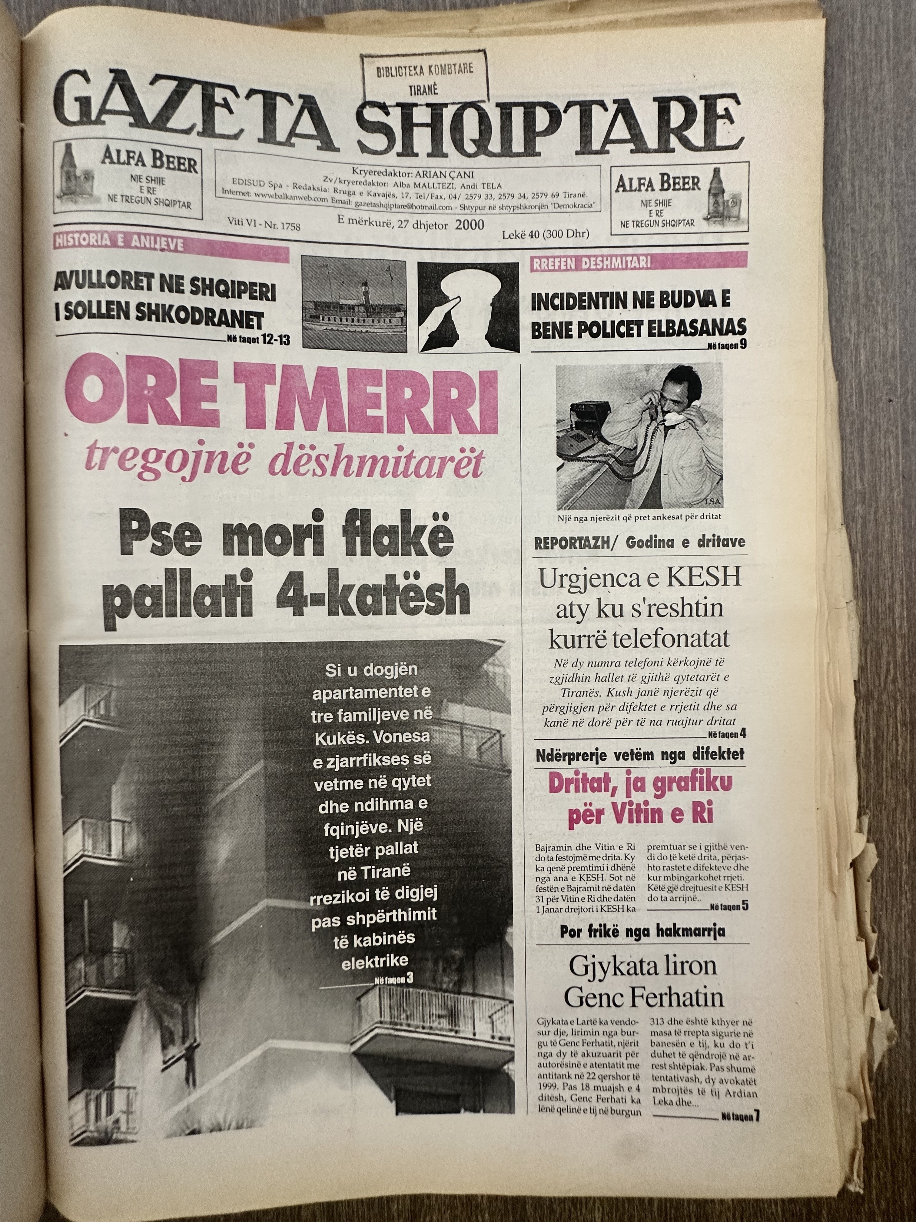 Gazeta Shqiptare 2000-12-27
