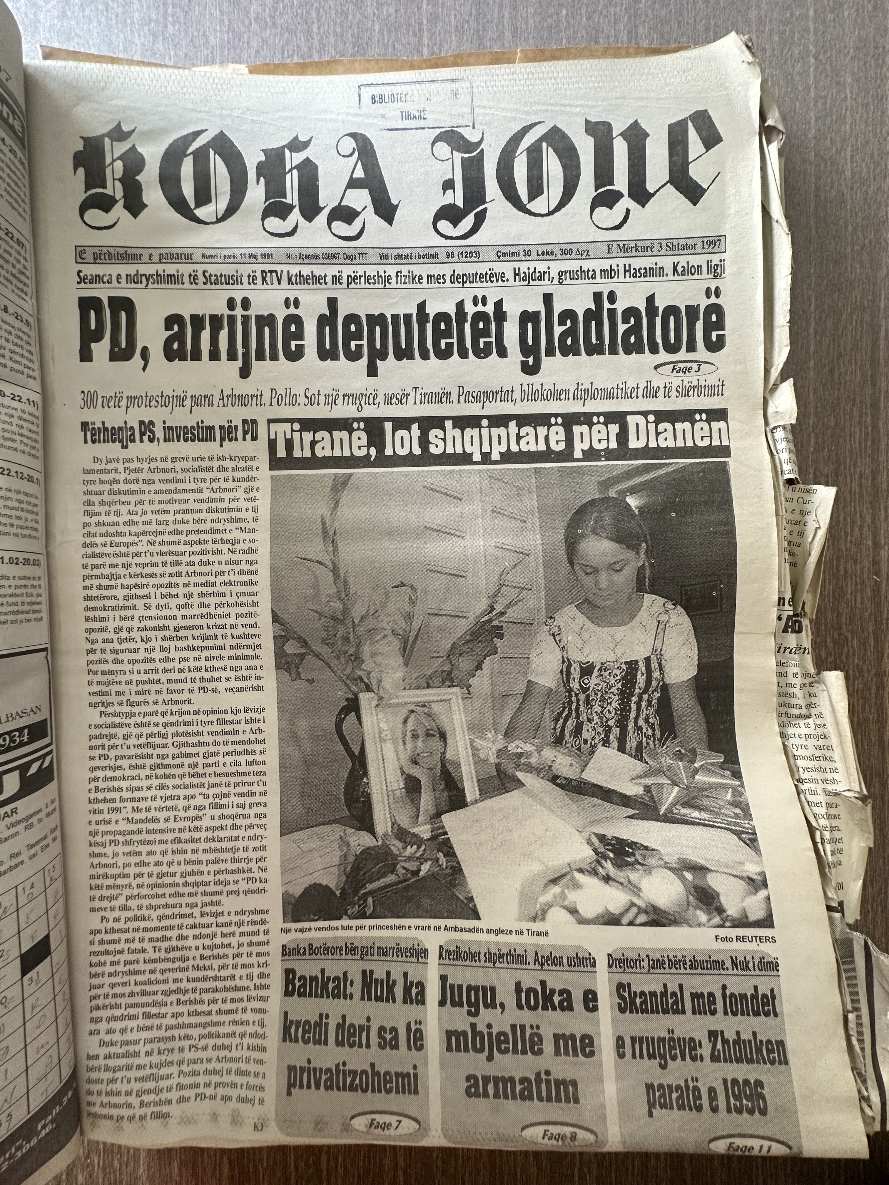 Koha Jonë 2001-02-02
