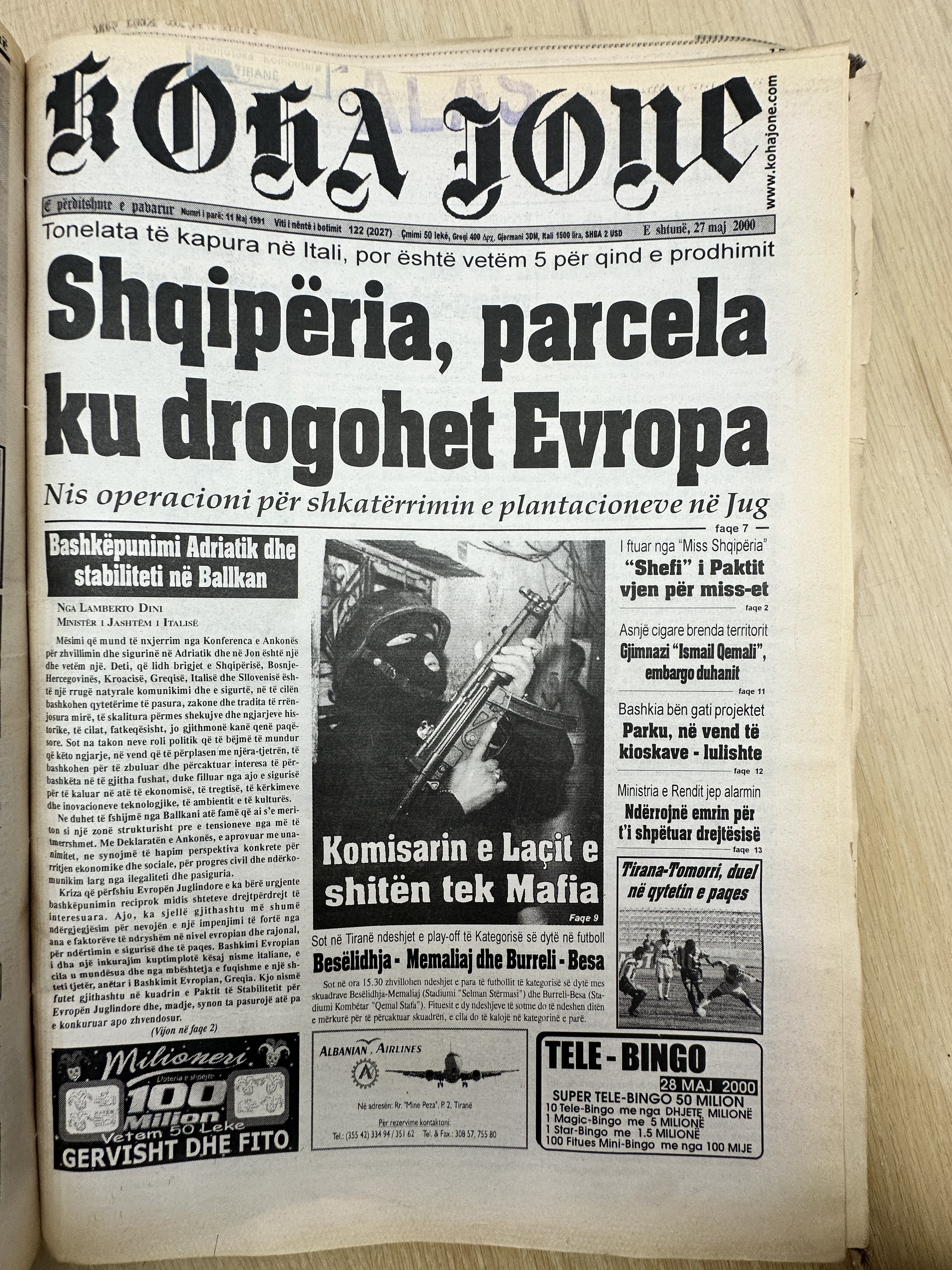 Koha Jonë 2000-05-27