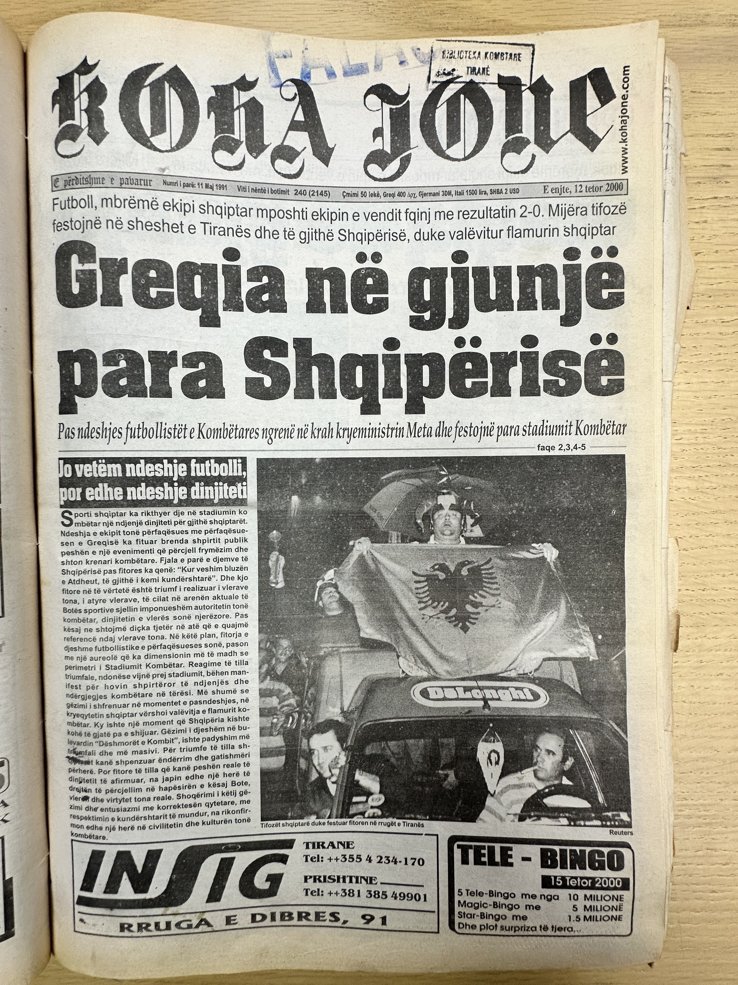Koha Jonë 2000-10-12
