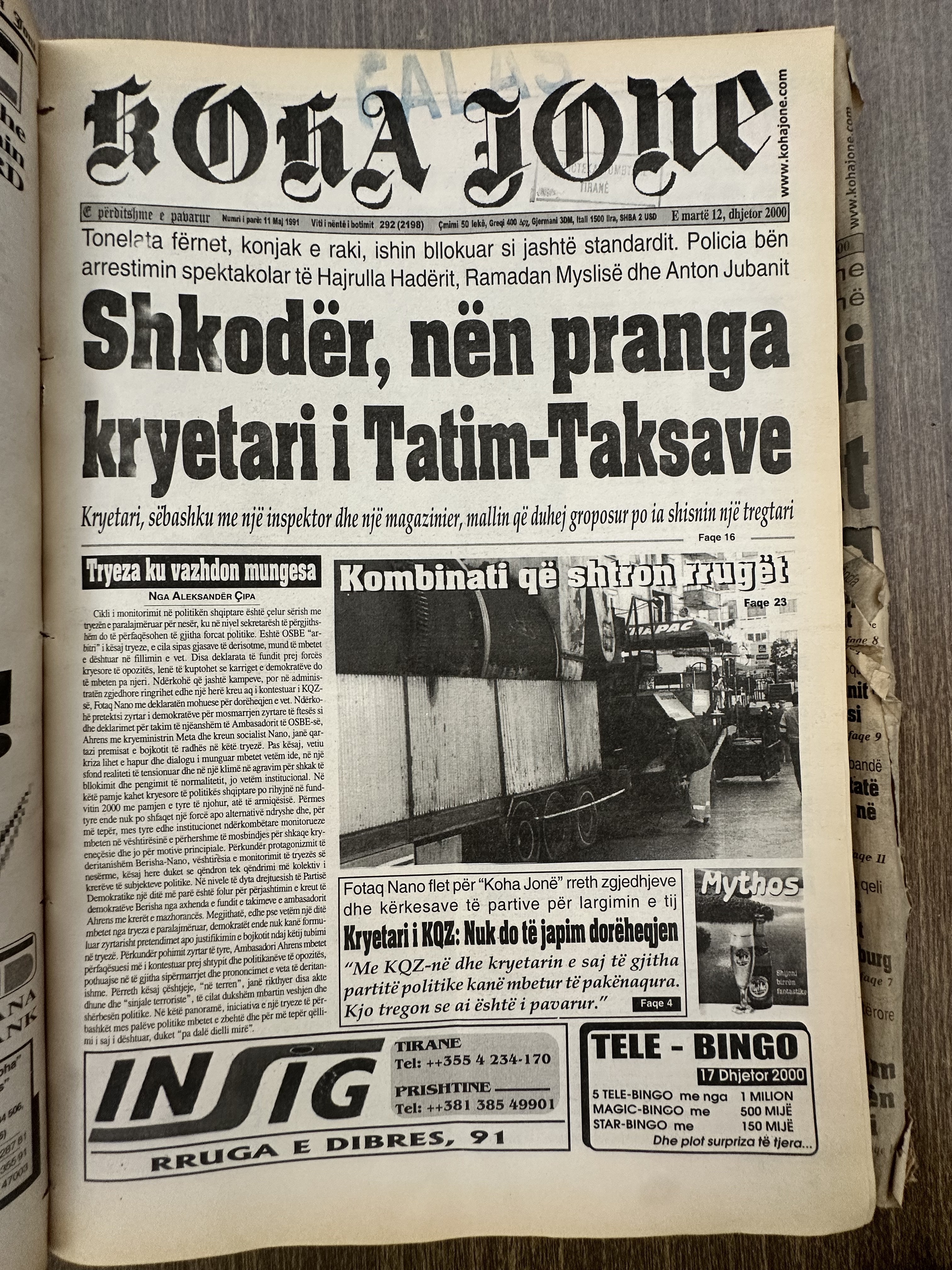 Koha Jonë 2000-12-12