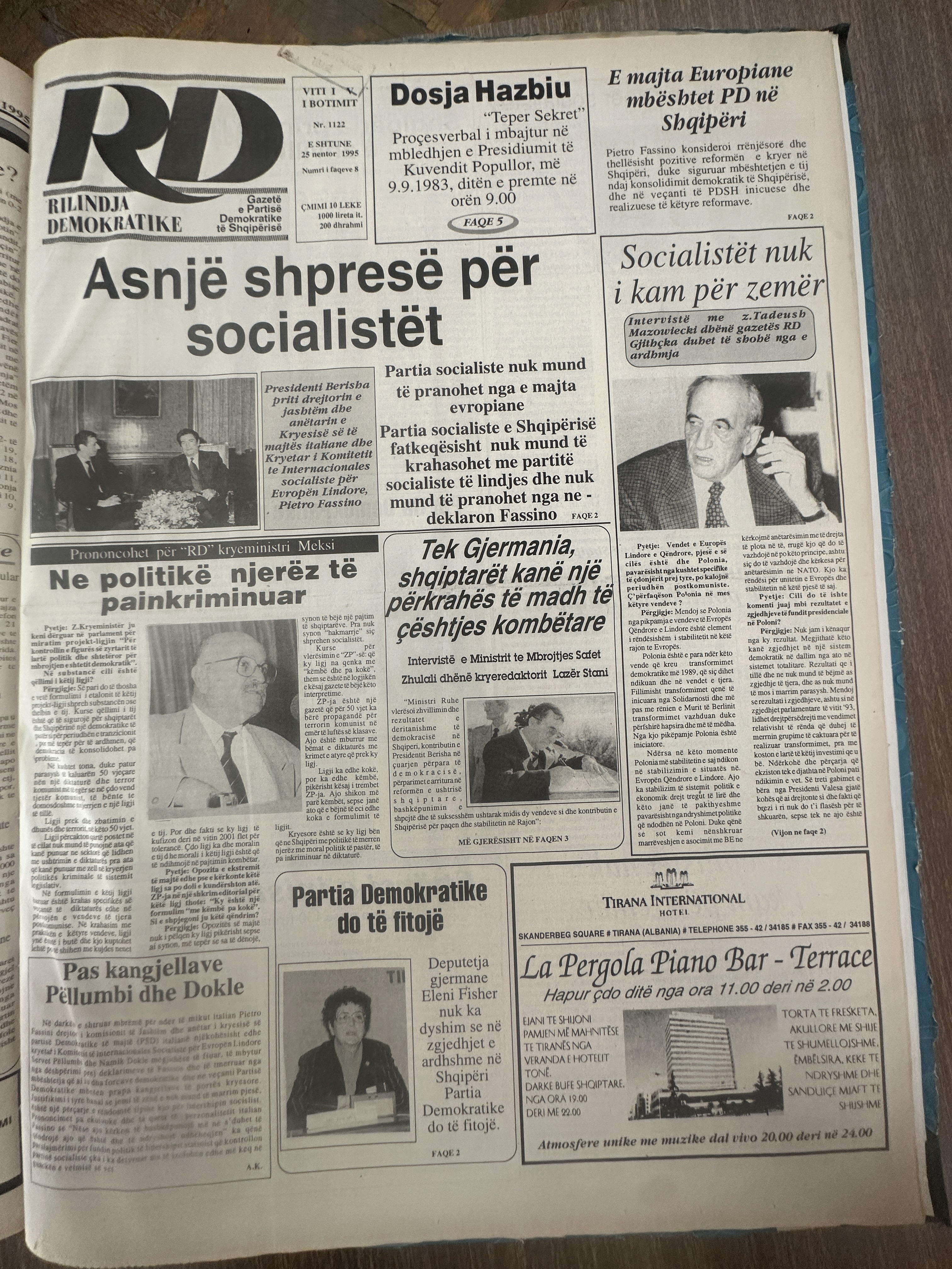 Rilindja Demokratike 1995-11-25
