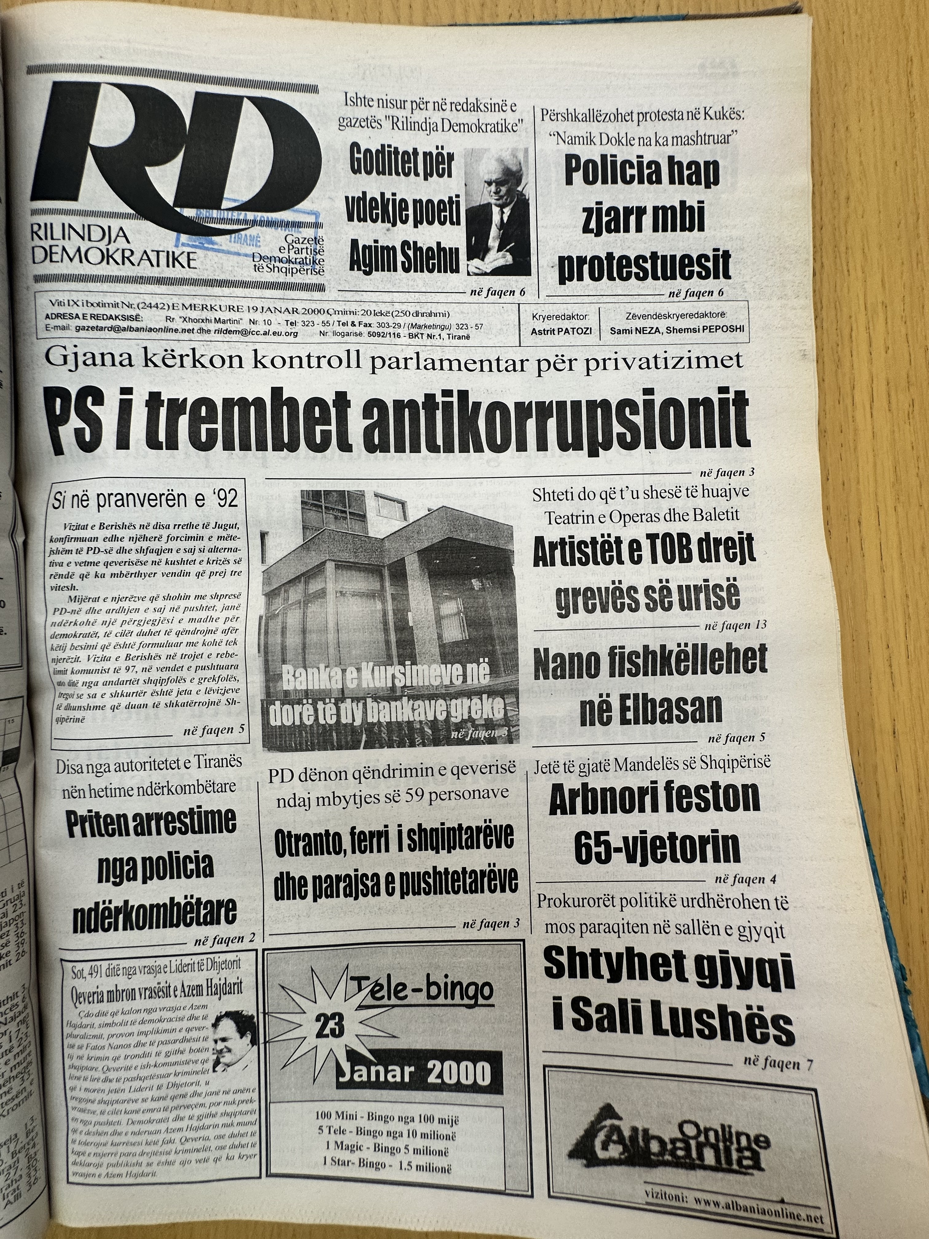 Rilindja Demokratike 2000-01-19
