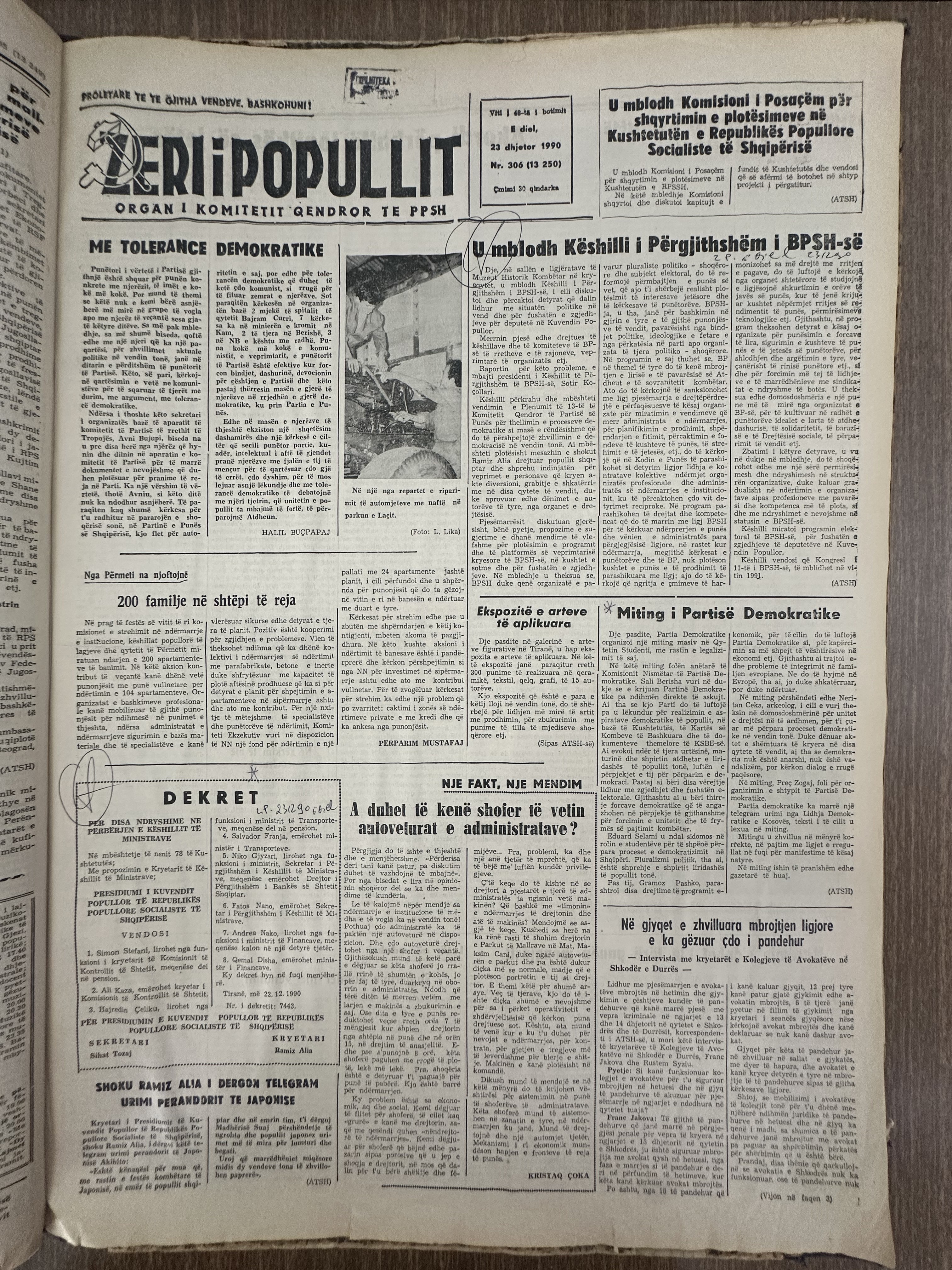 Zëri i Popullit 1990-12-23