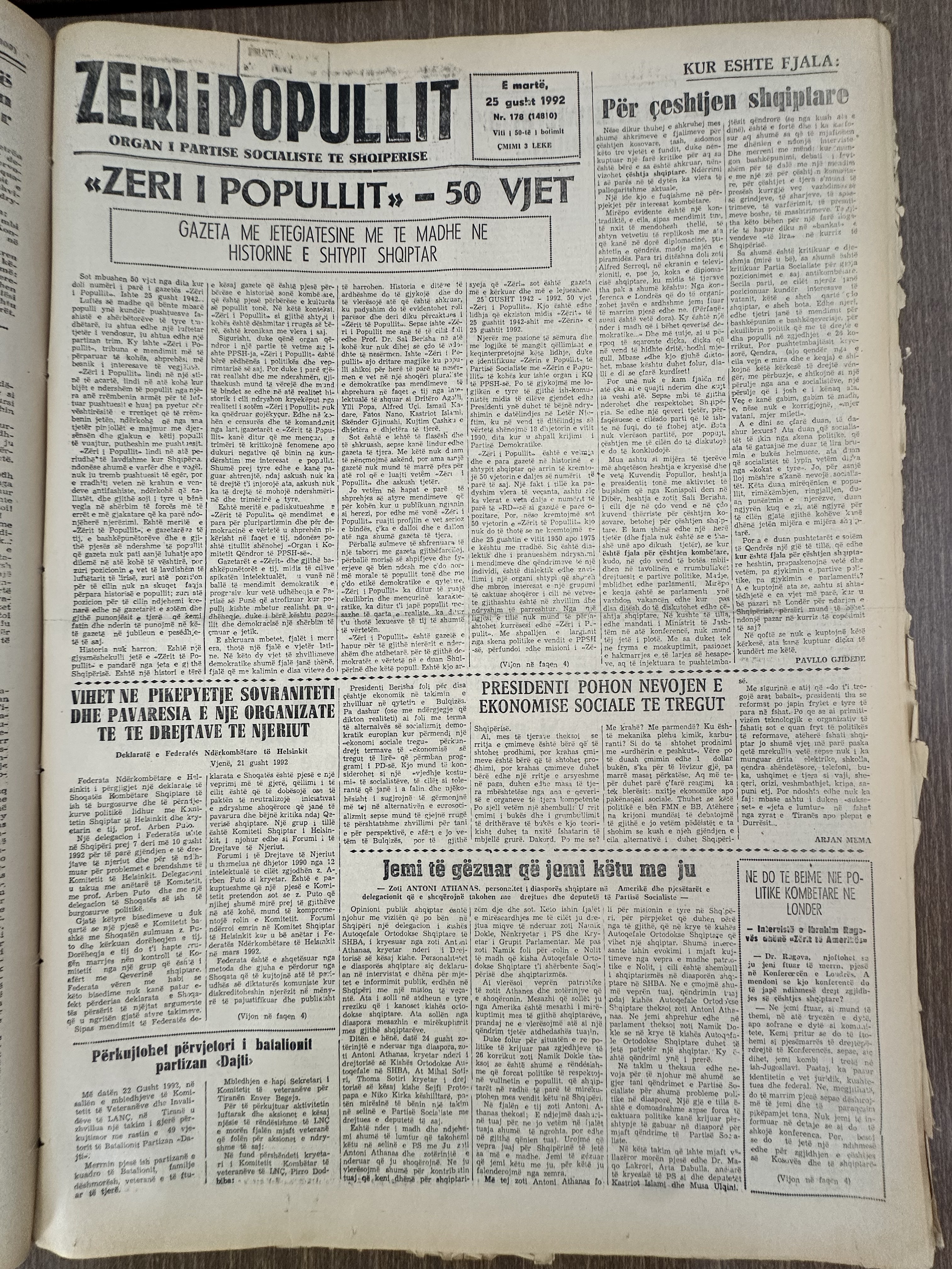 Zëri i Popullit 1992-08-25