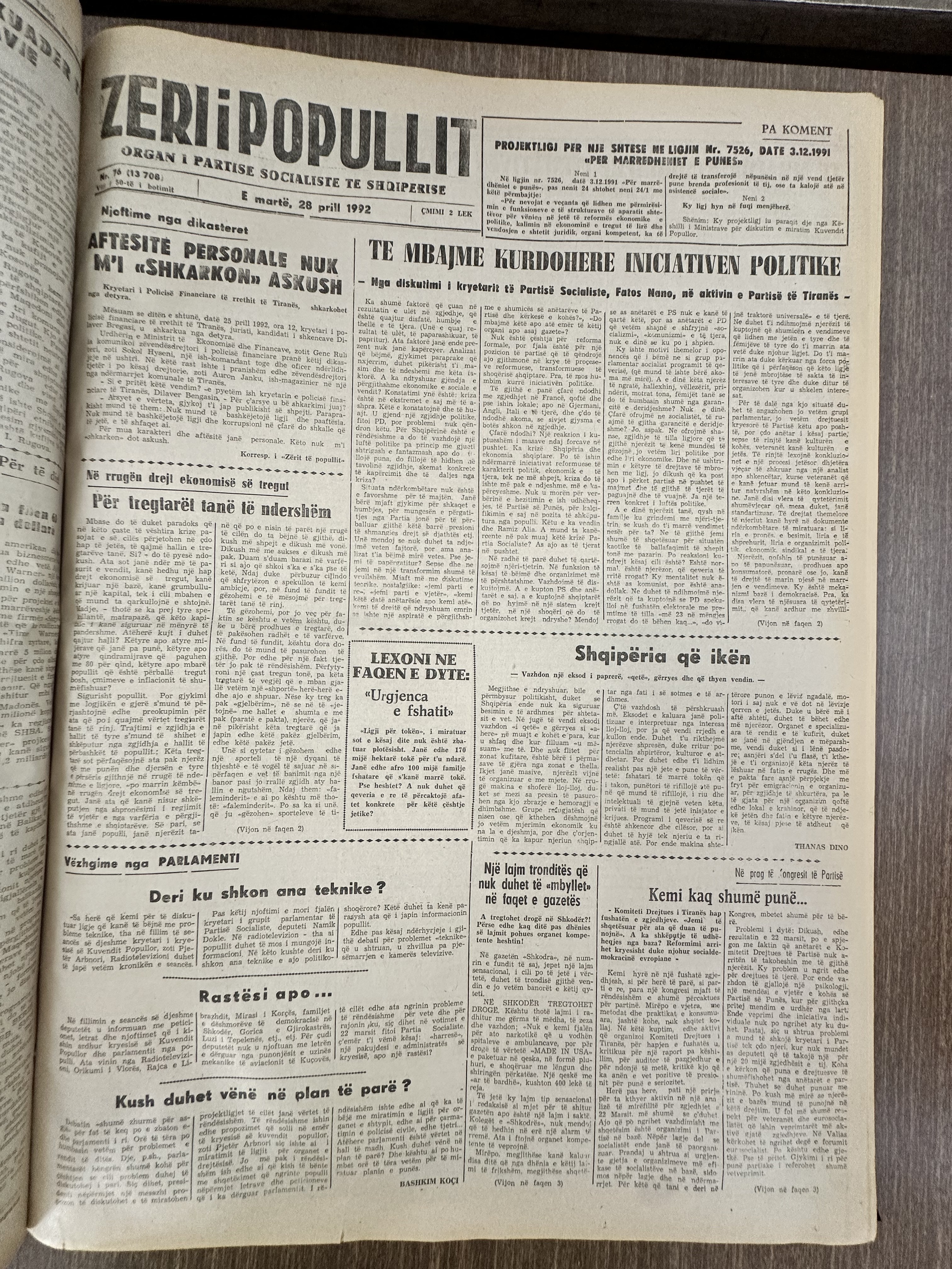 Zëri i Popullit 1992-04-28