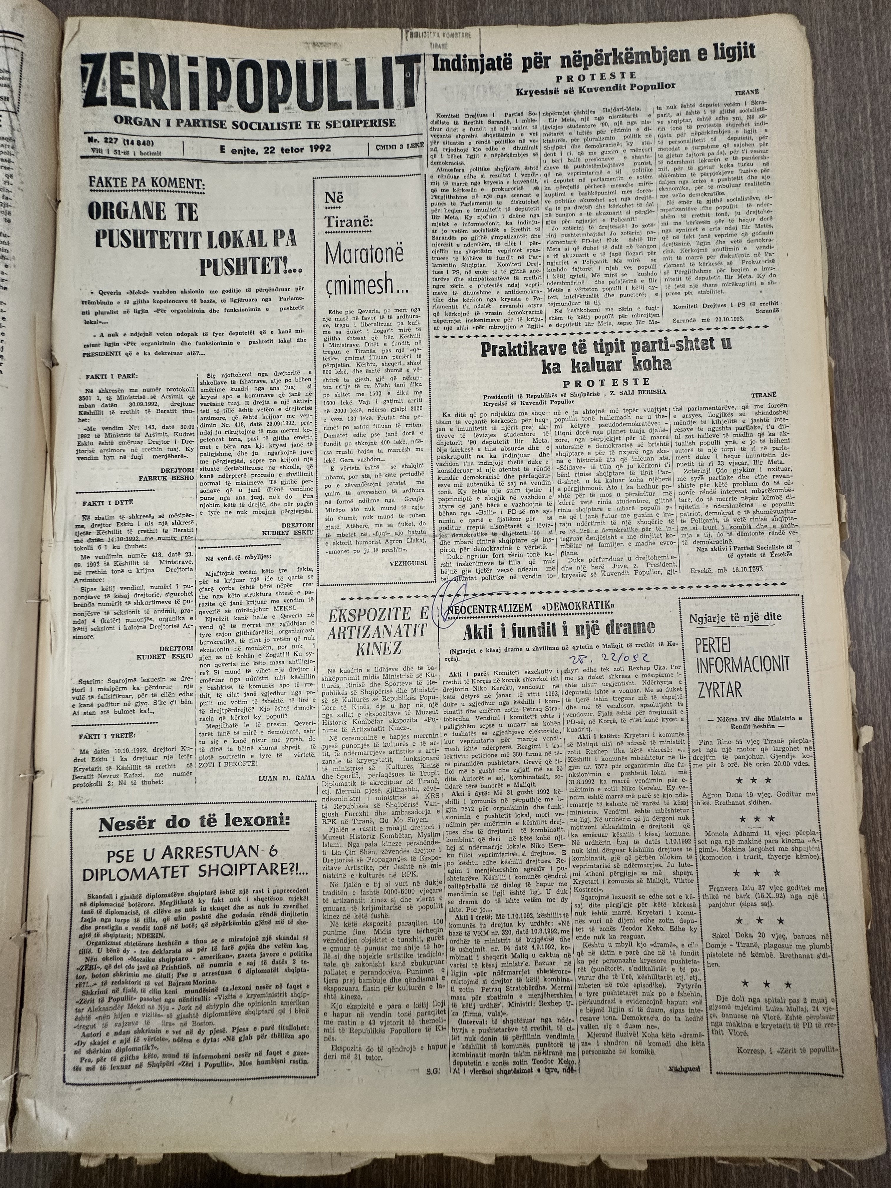 Zëri i Popullit 1992-10-22