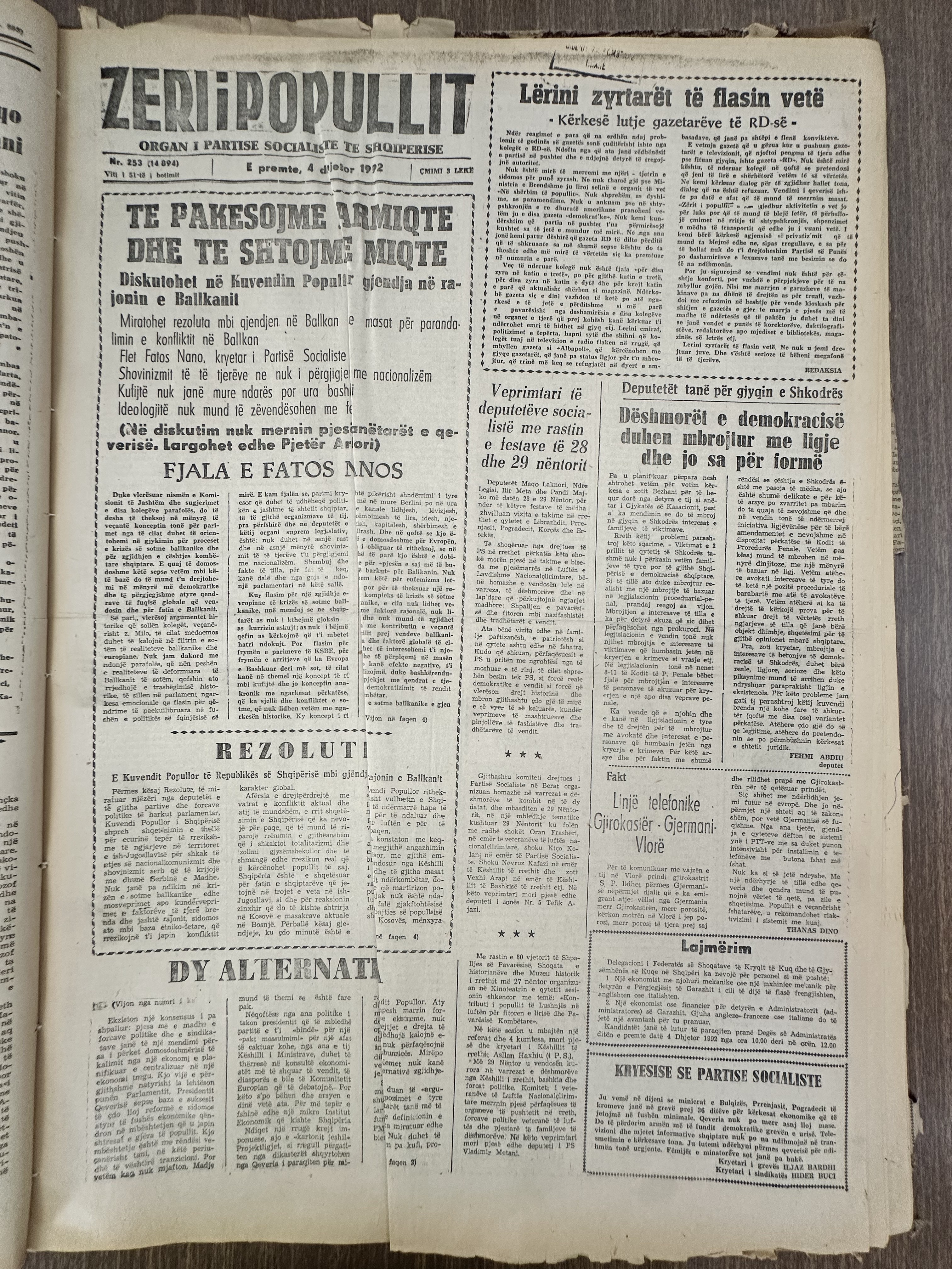 Zëri i Popullit 1992-12-04