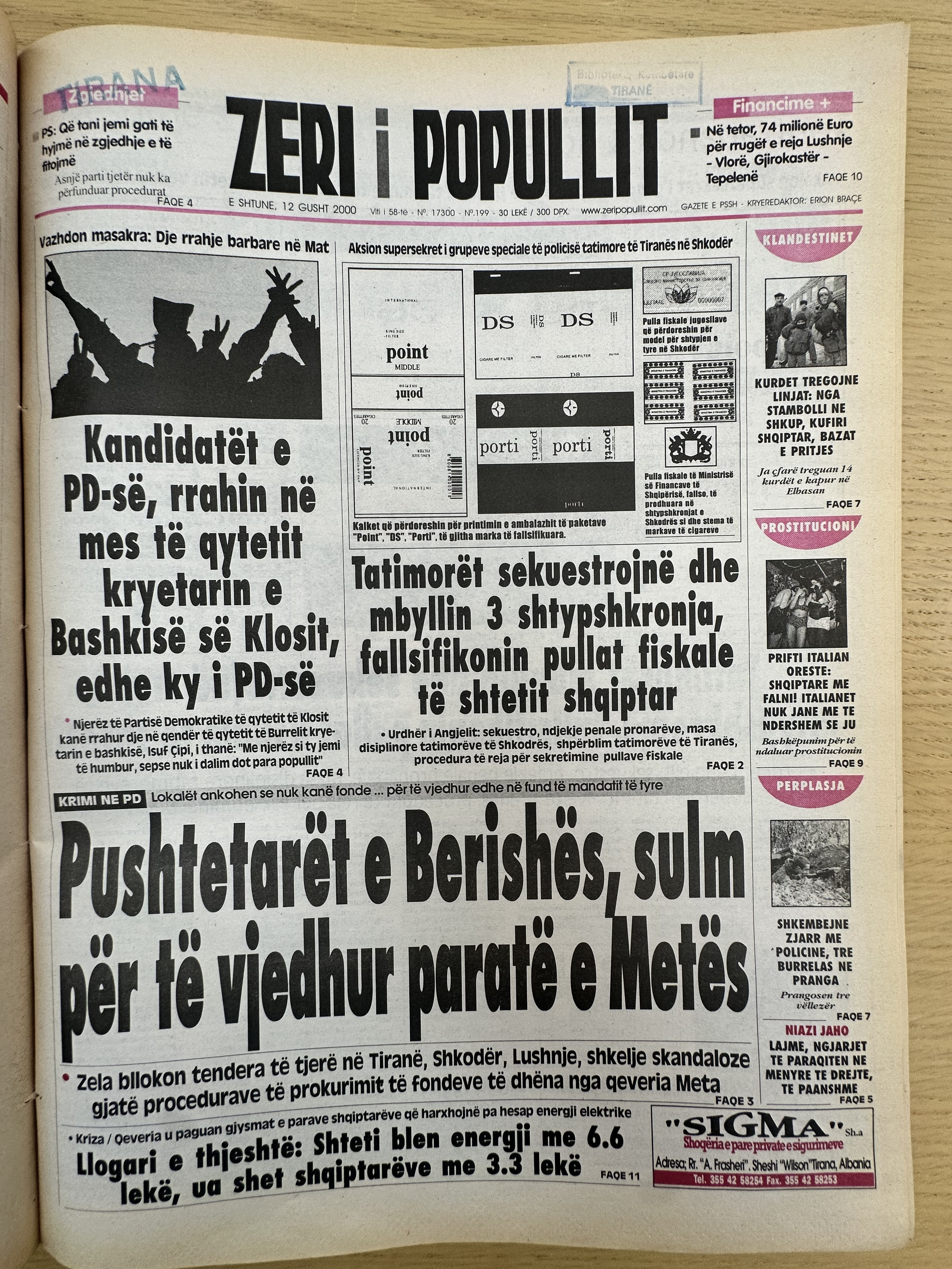 Zëri i Popullit 2000-08-12