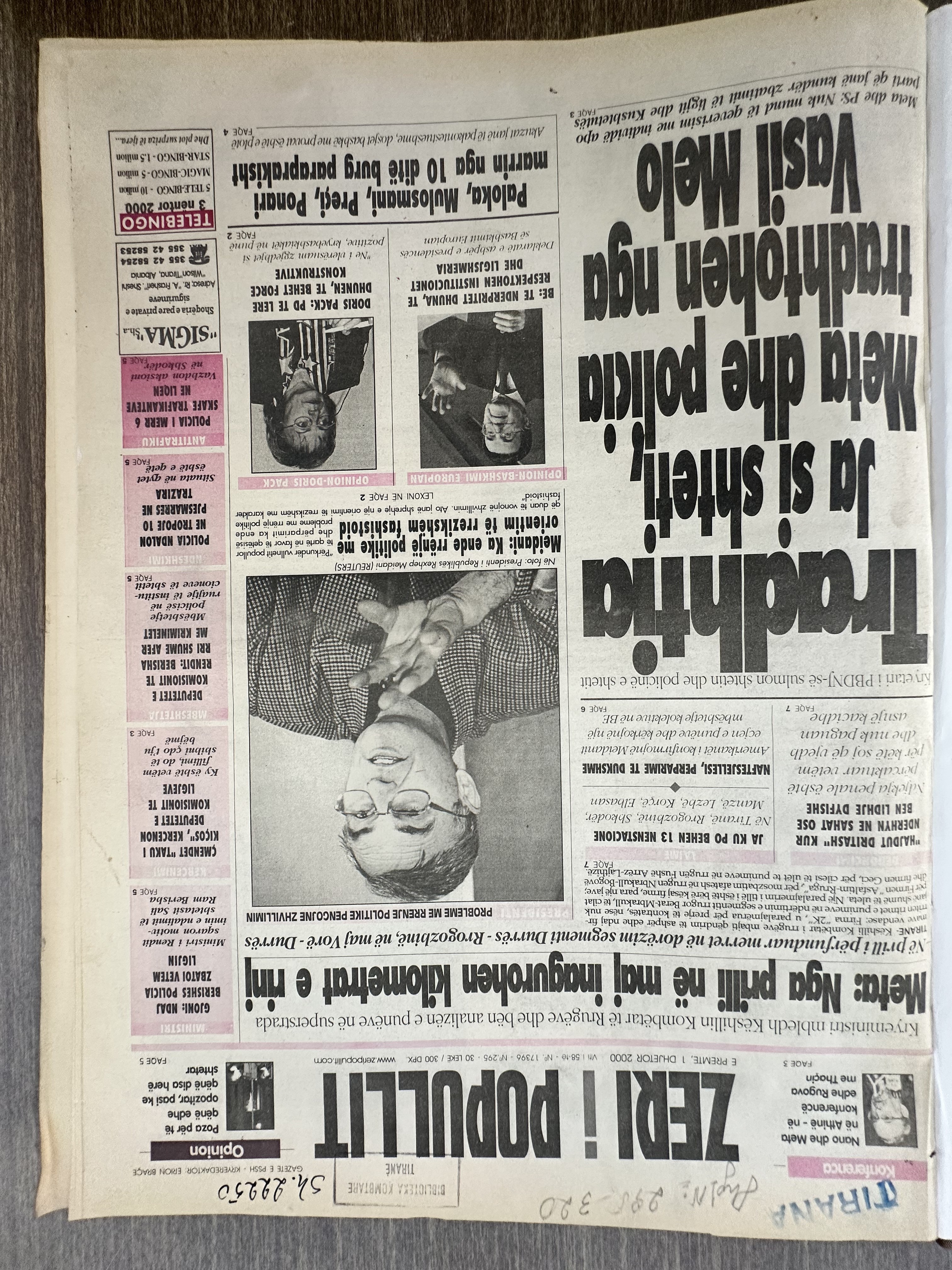 Zëri i Popullit 2000-12-01