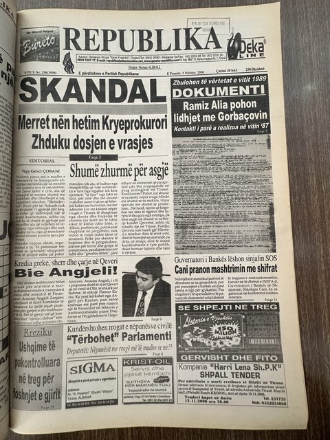 Republika 2000-11-03