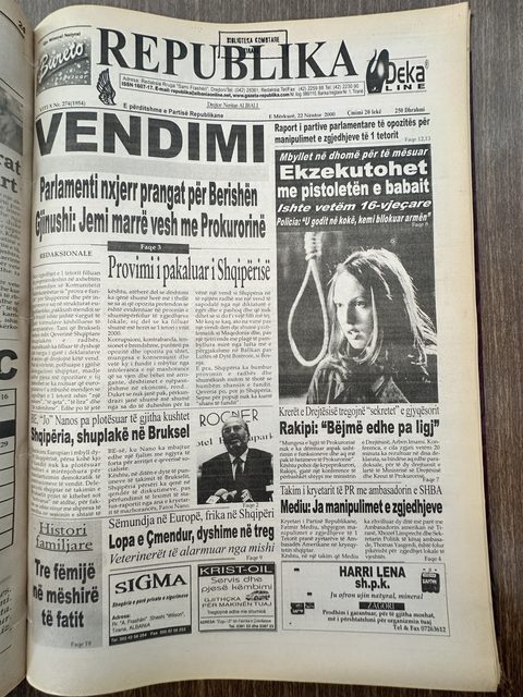 Republika 2000-11-22