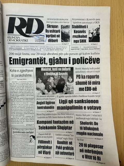 Rilindja Demokratike 2000-01-05