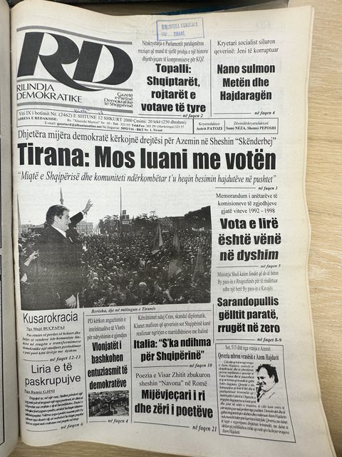 Rilindja Demokratike 2000-02-12