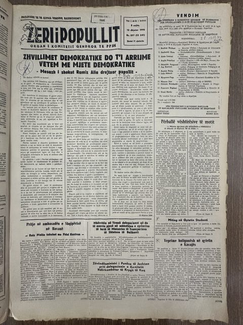 Zëri i Popullit 1990-12-13