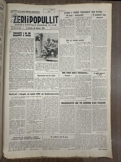 Zëri i Popullit 1990-12-22