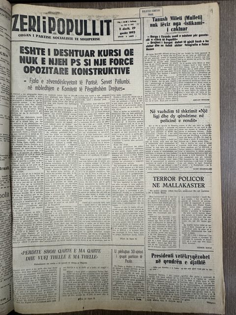 Zëri i Popullit 1993-08-29