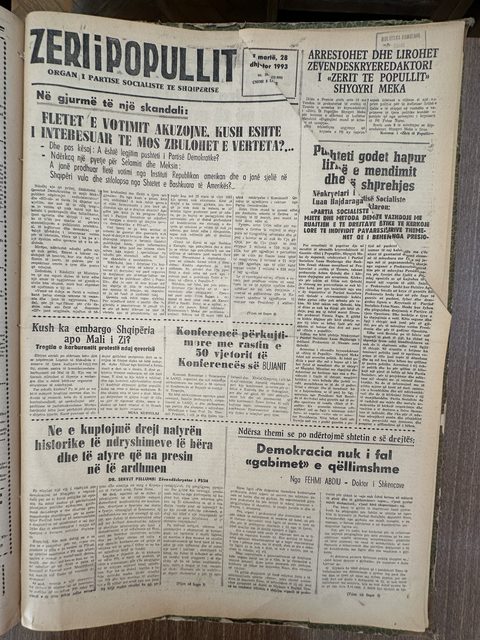 Zëri i Popullit 1993-12-28